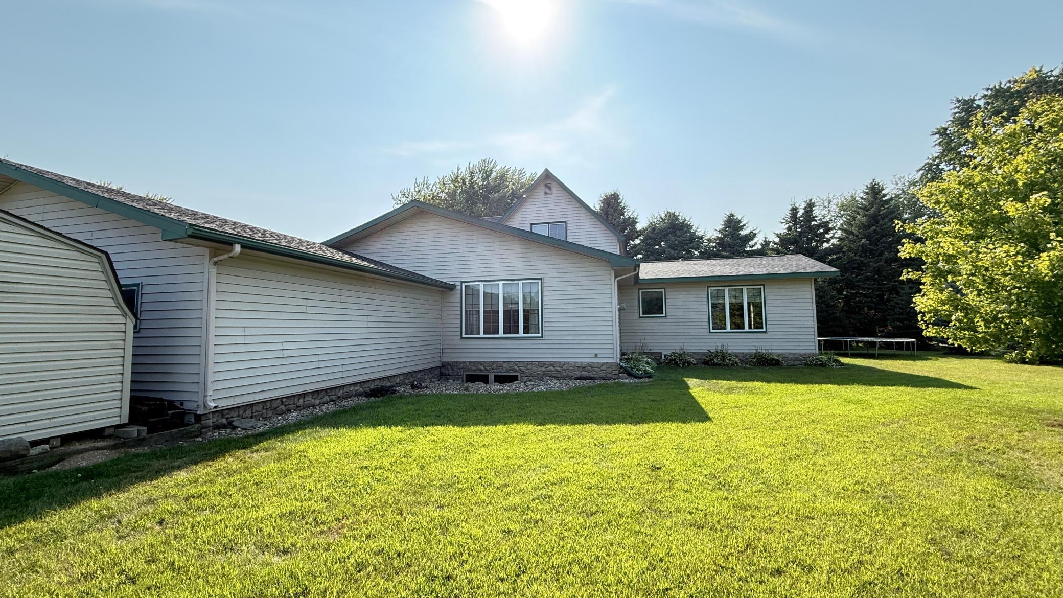 237 E Dahlstrom Avenue Property Photo 58