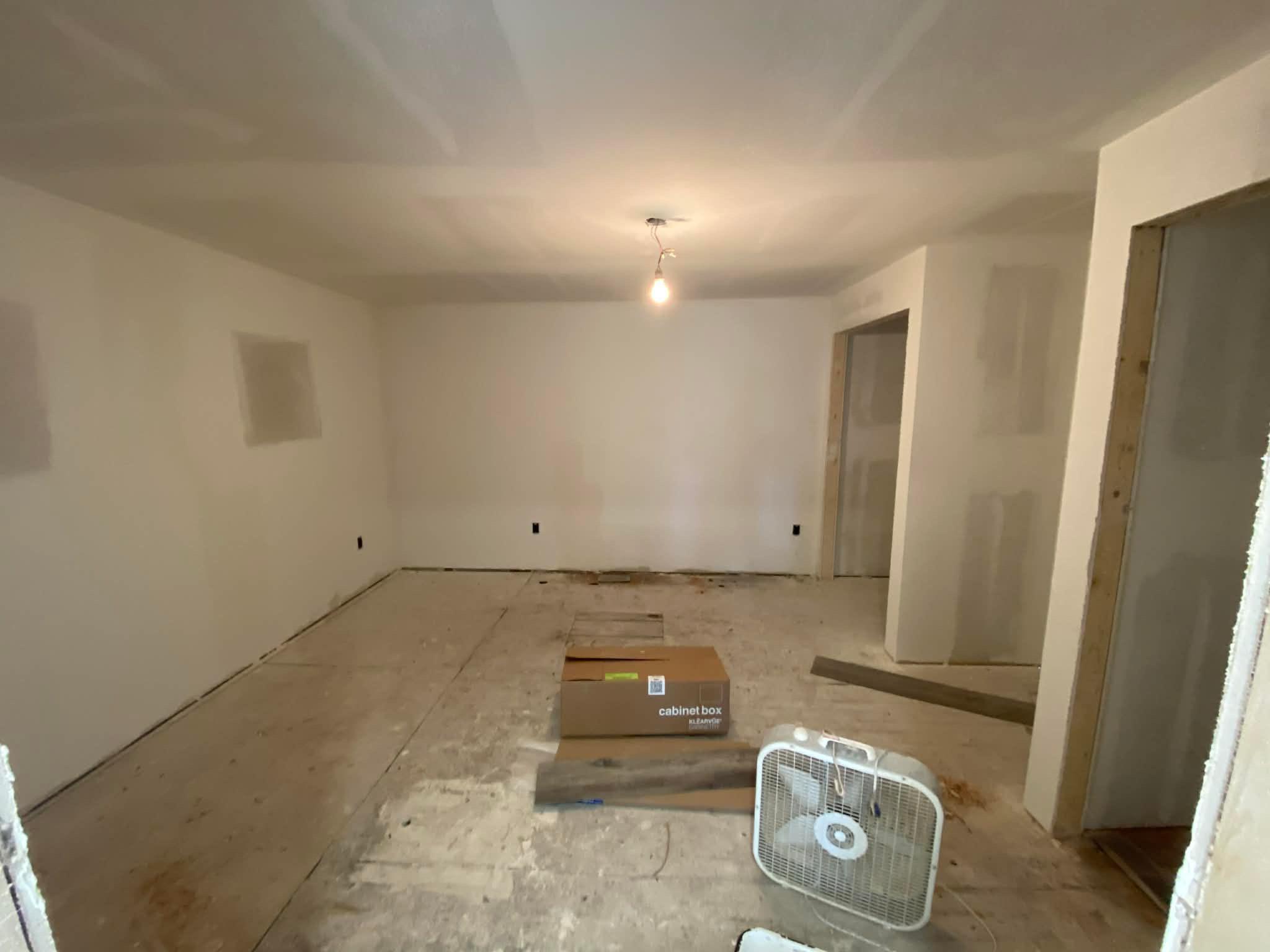 832 Main St Property Photo 4