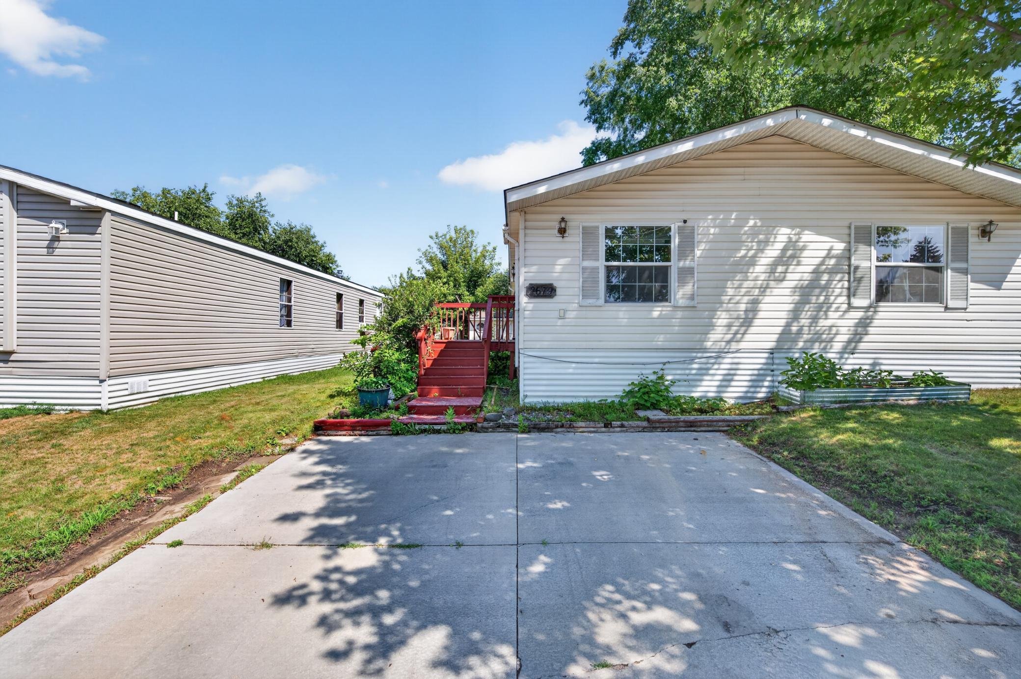 2679 Ryan Drive Property Photo 2