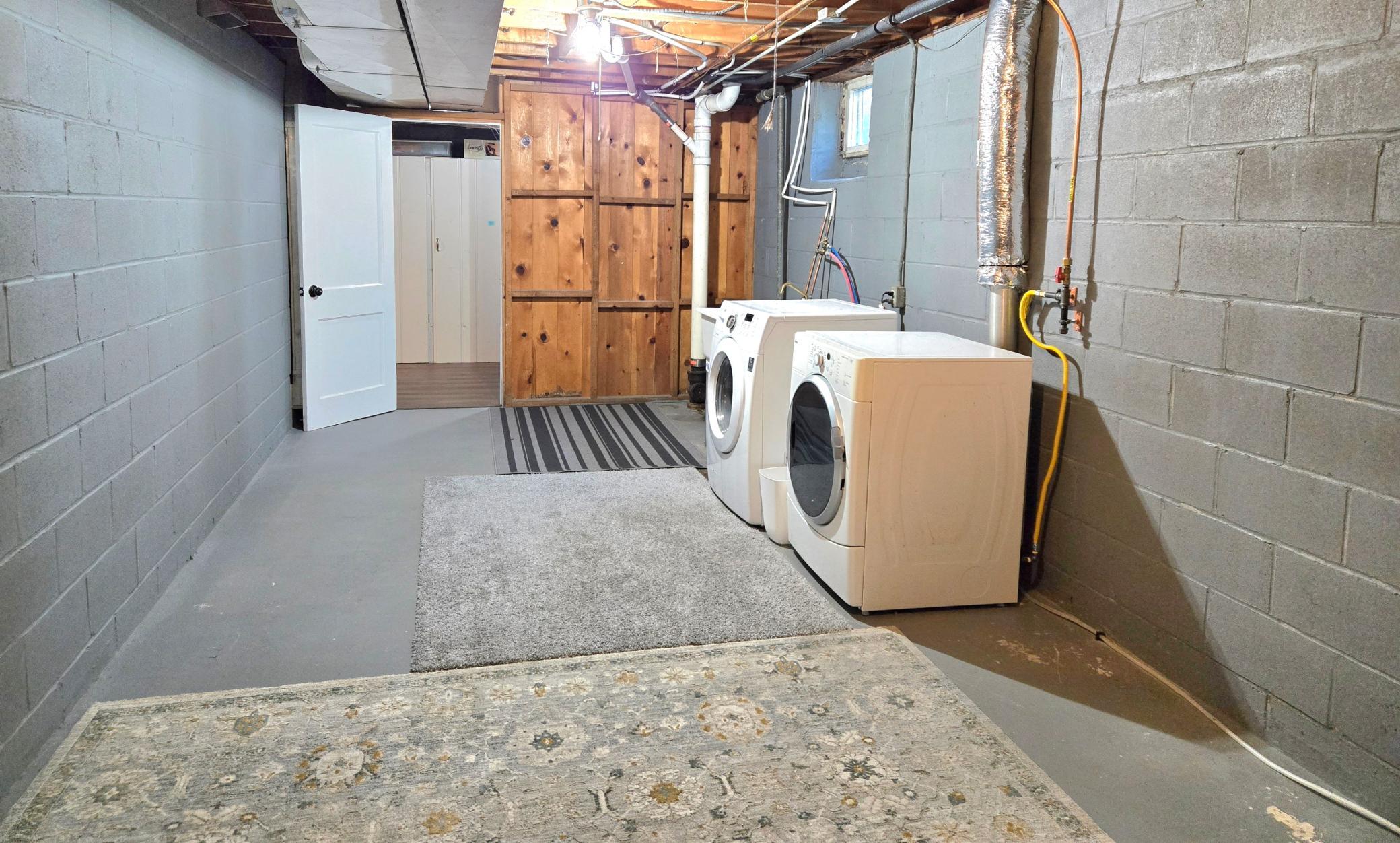 1736 E Shore Drive Property Photo 28