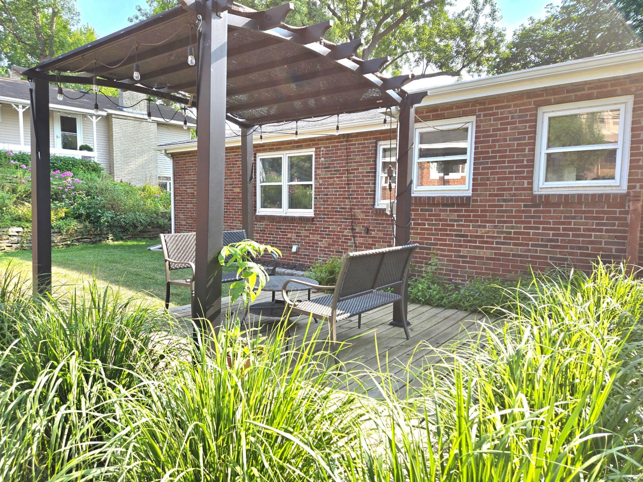 1736 E Shore Drive Property Photo 29