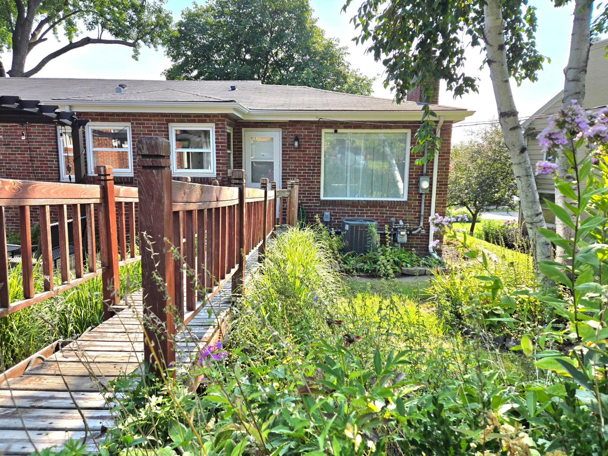 1736 E Shore Drive Property Photo 33