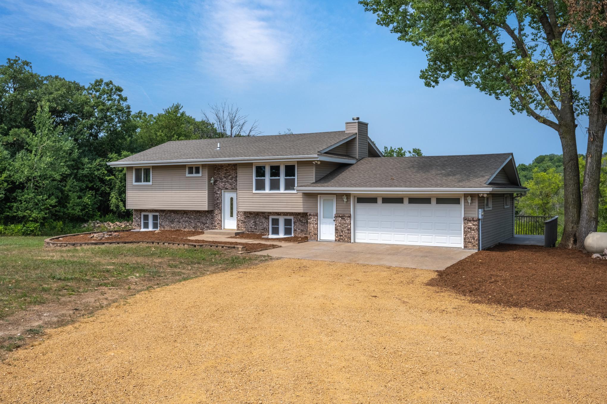 978 70th Avenue Property Photo 1
