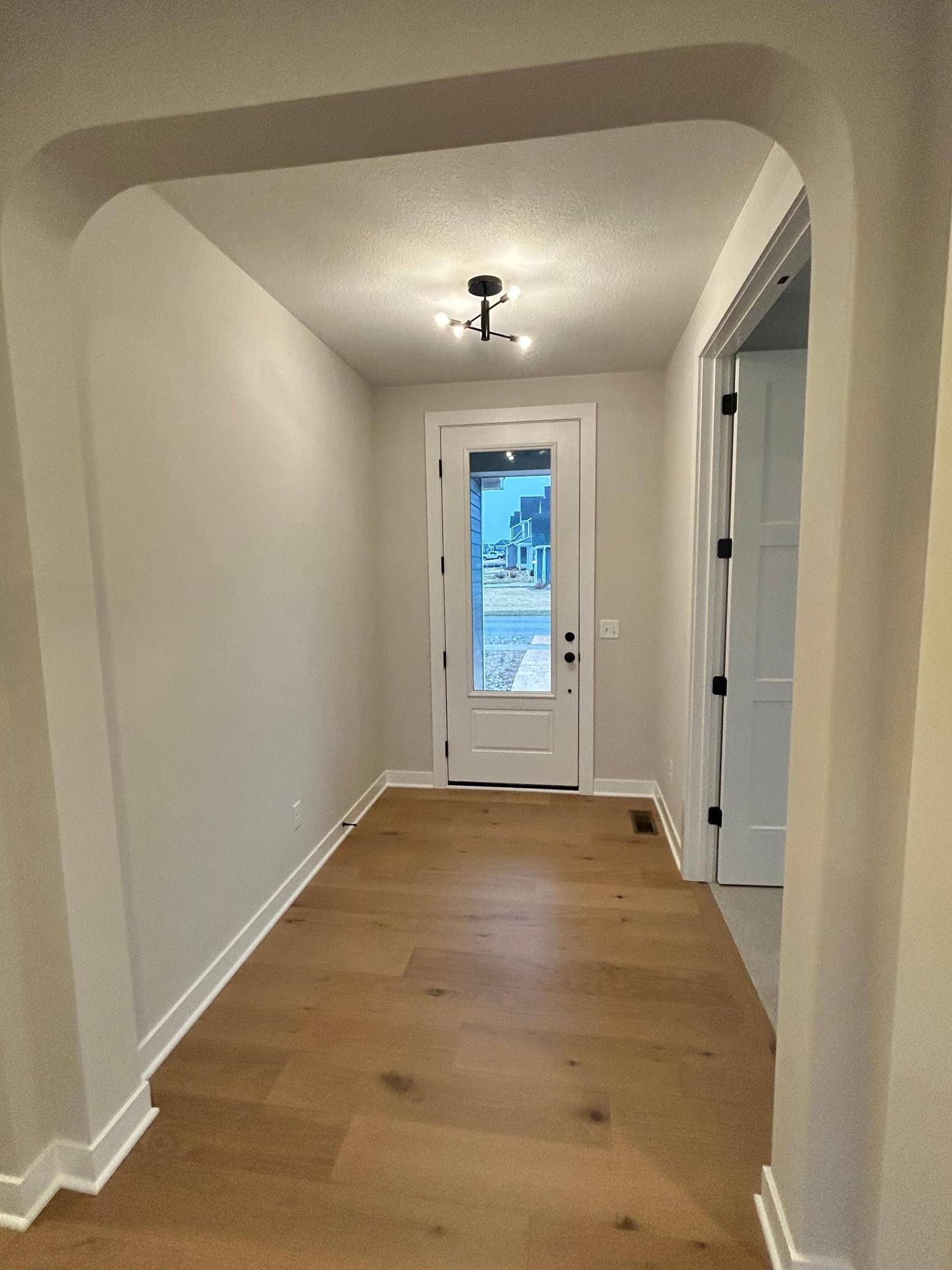 4048 Arbor Drive Property Photo 4
