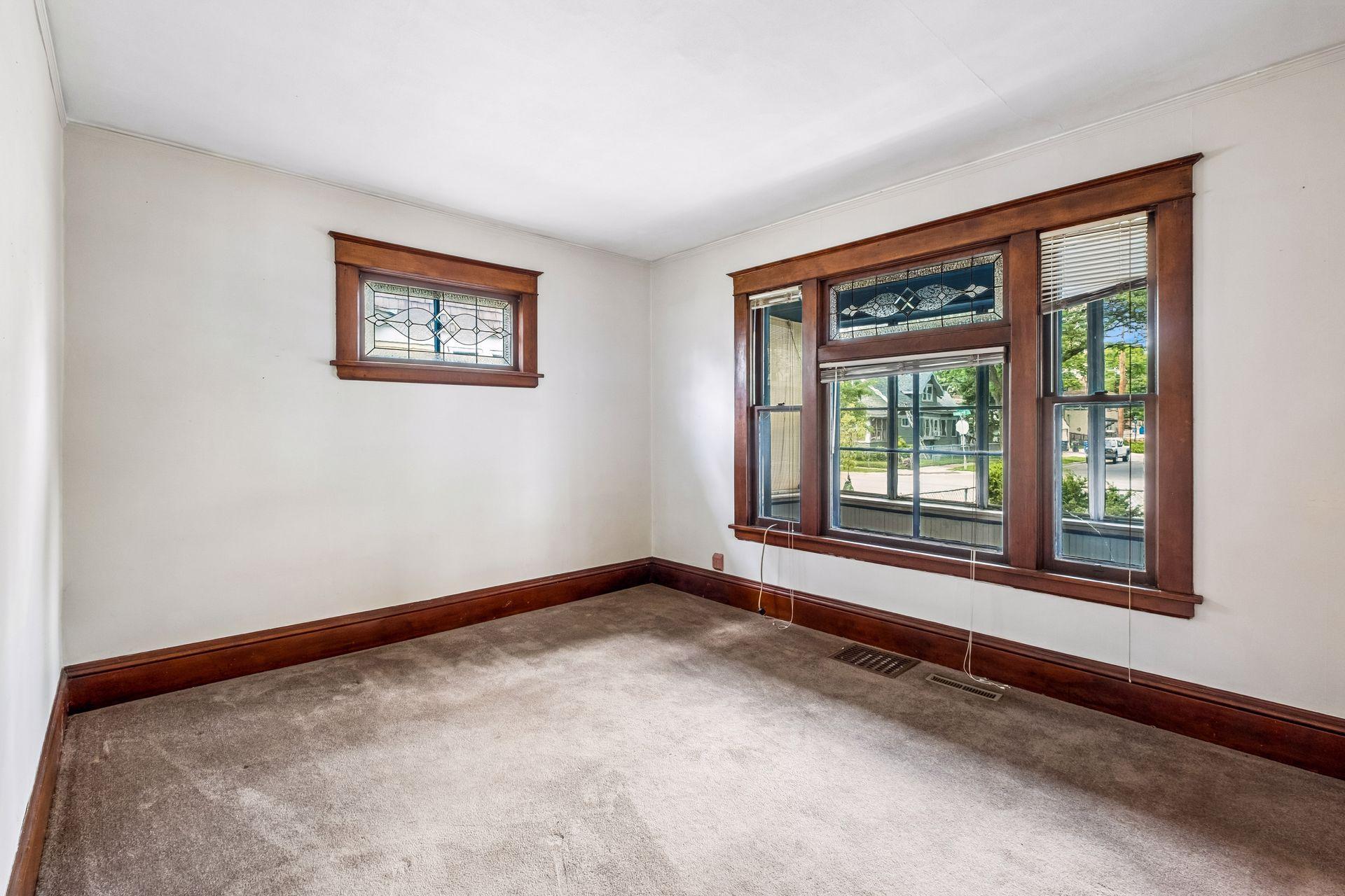 810 Randolph Avenue Property Photo 4