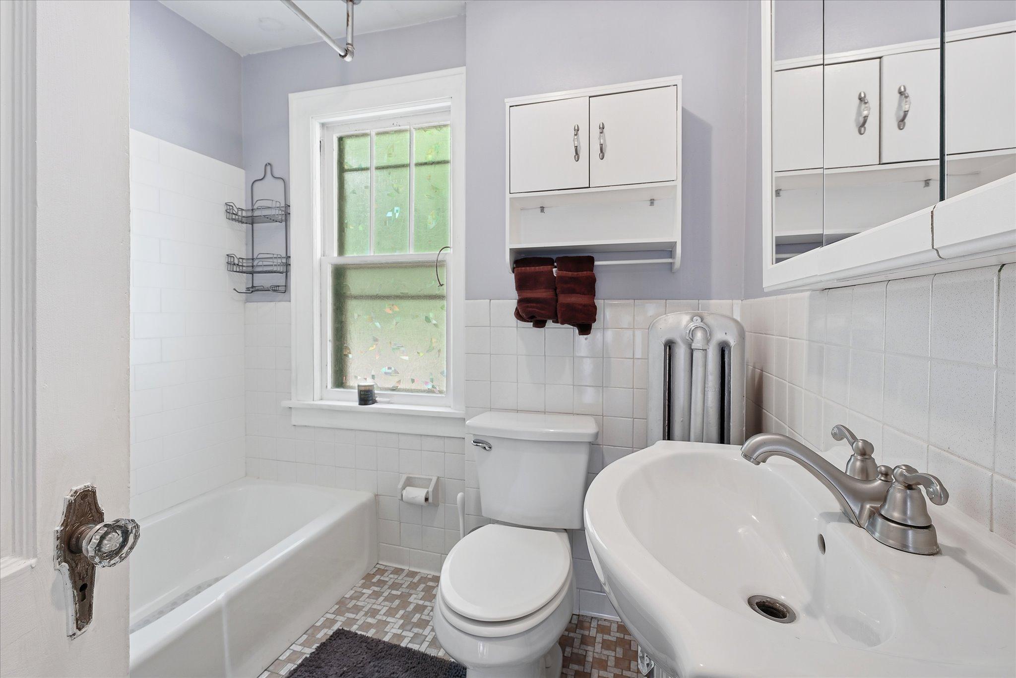 252 Stevens Street W Property Photo 20