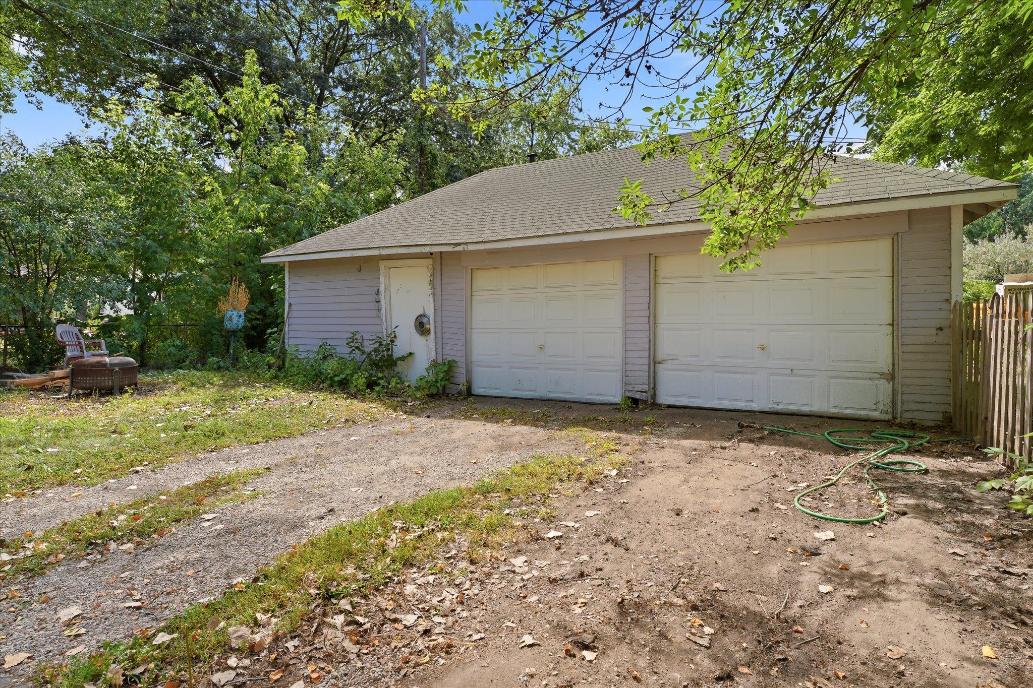 252 Stevens Street W Property Photo 28