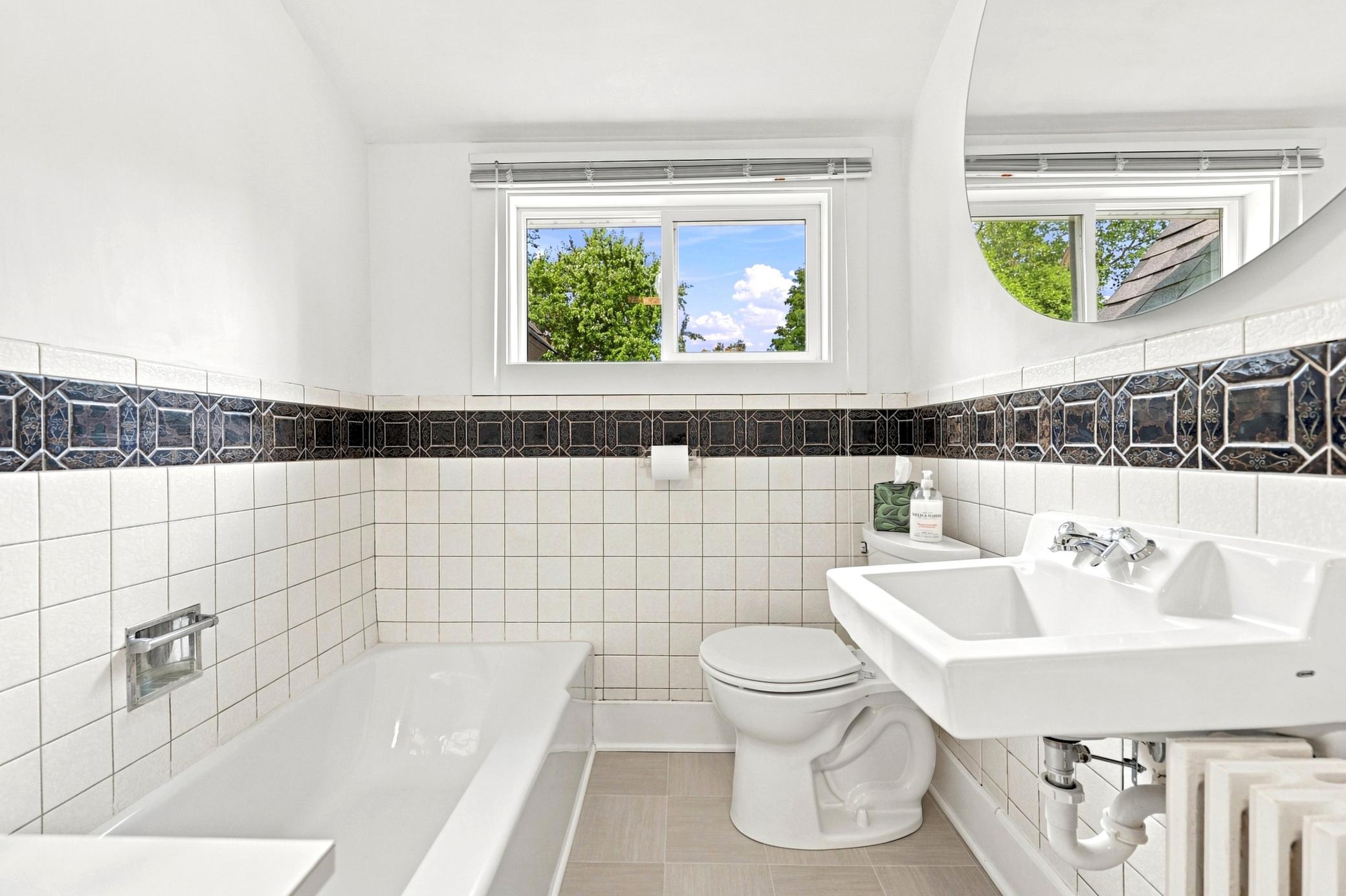 200 Maple Street Property Photo 19