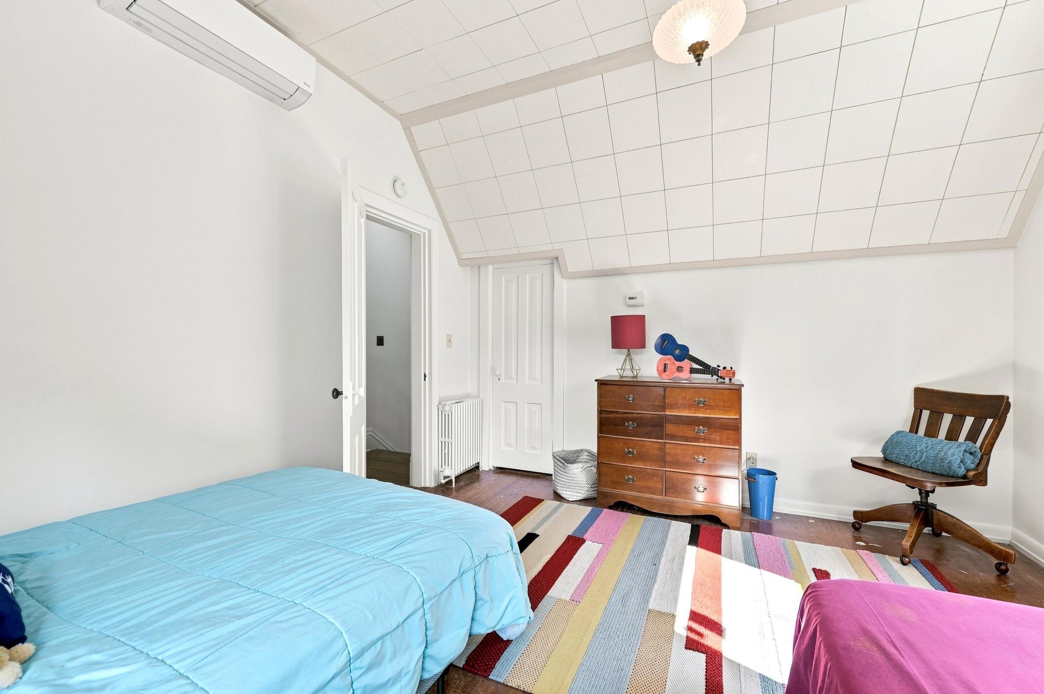 200 Maple Street Property Photo 21