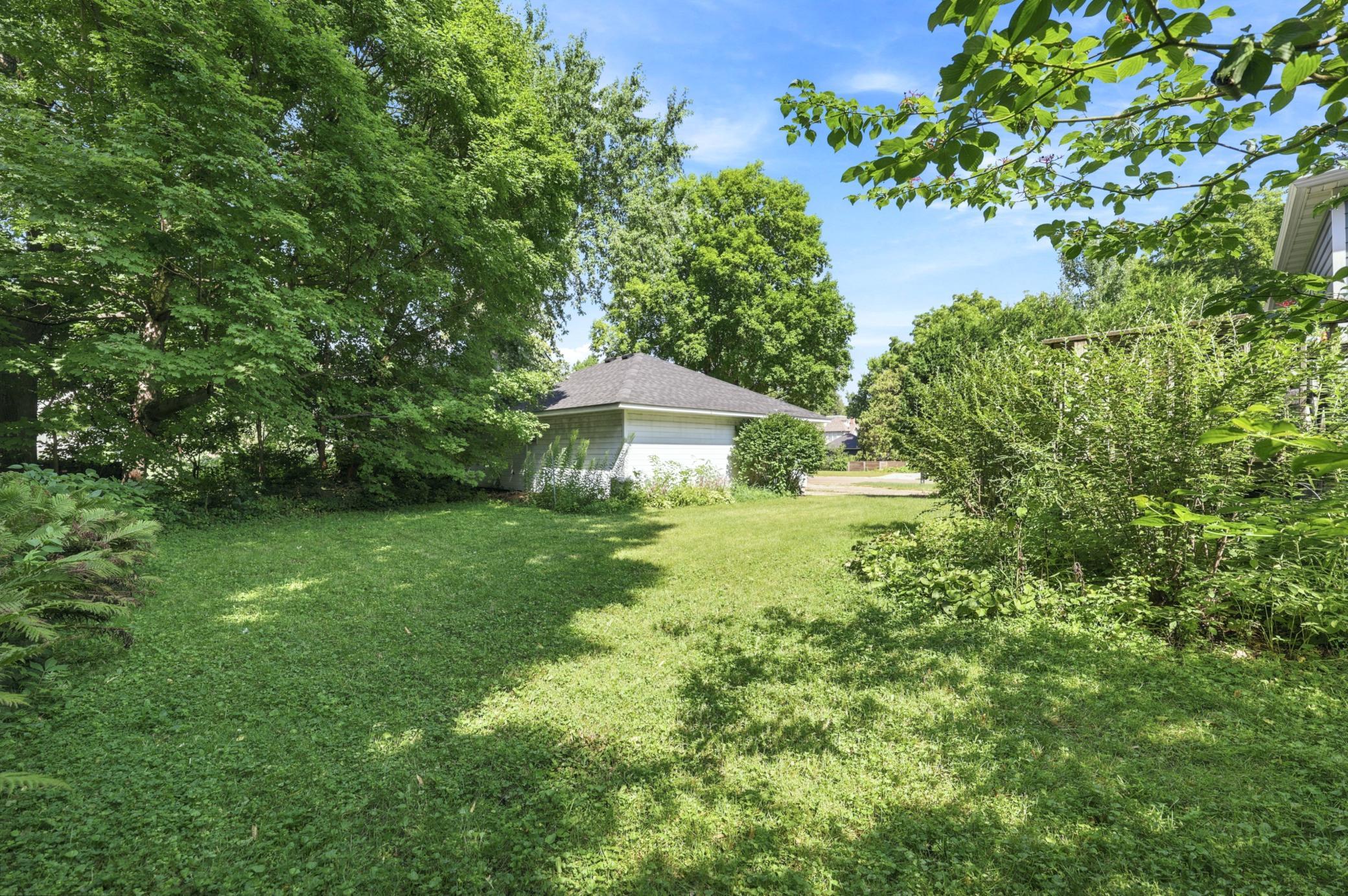 200 Maple Street Property Photo 26