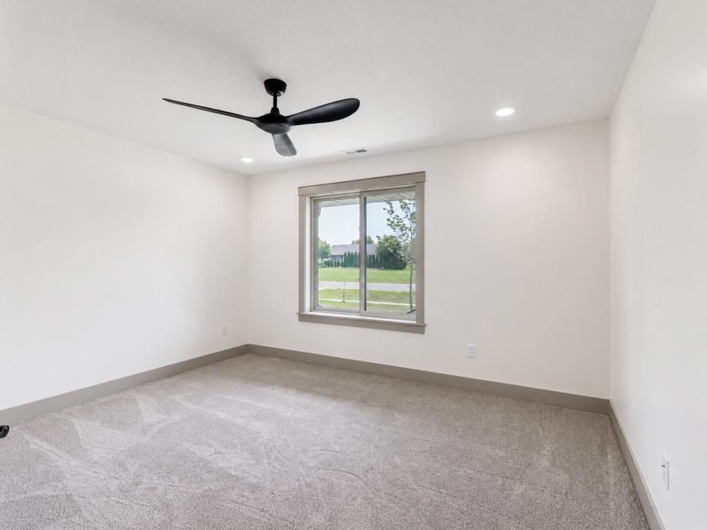 309 Pinehurst Drive Property Photo 7