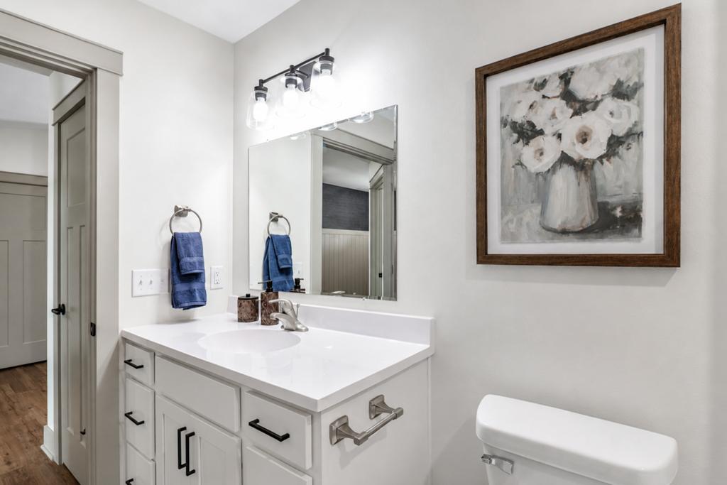 309 Pinehurst Drive Property Photo 12