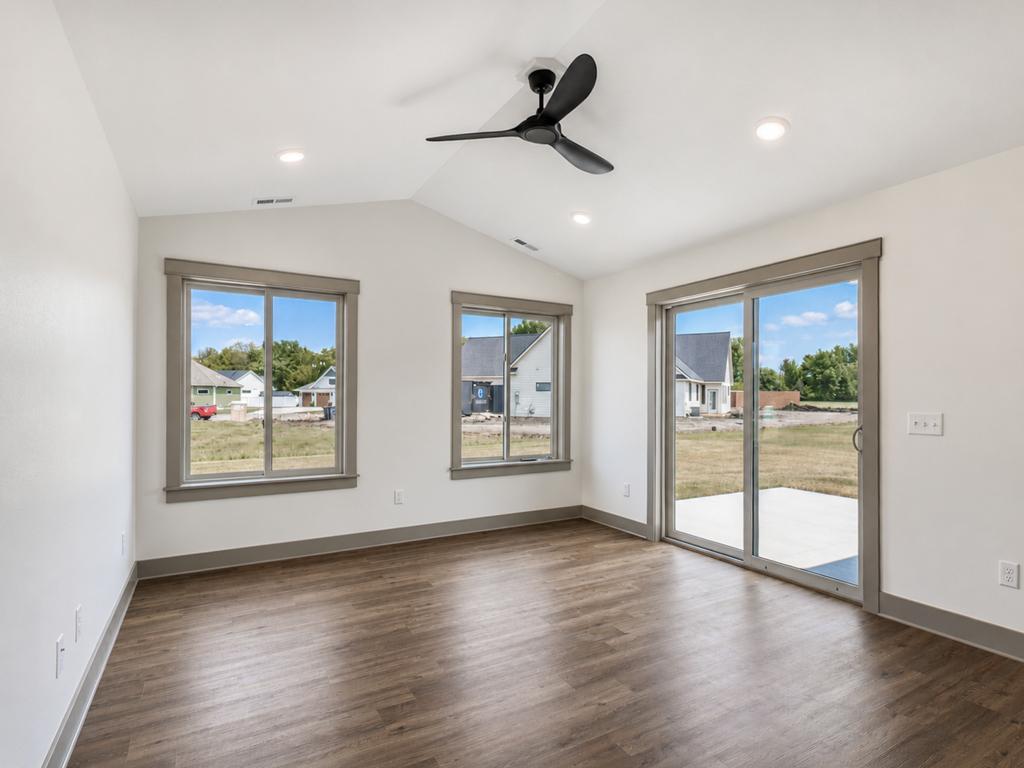 309 Pinehurst Drive Property Photo 31