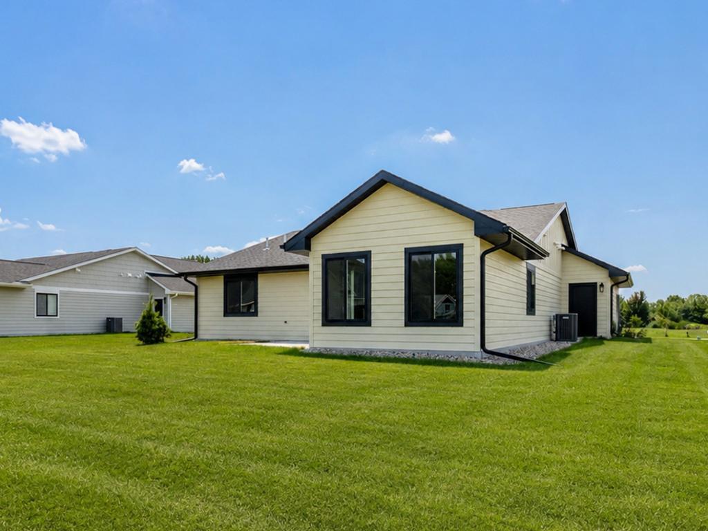 309 Pinehurst Drive Property Photo 43