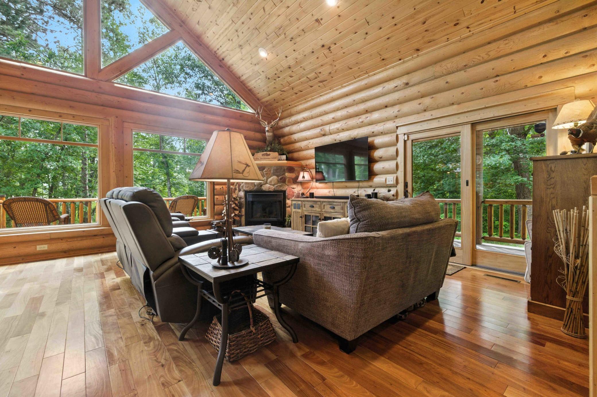 37739 Pickerel Trail Property Photo 10