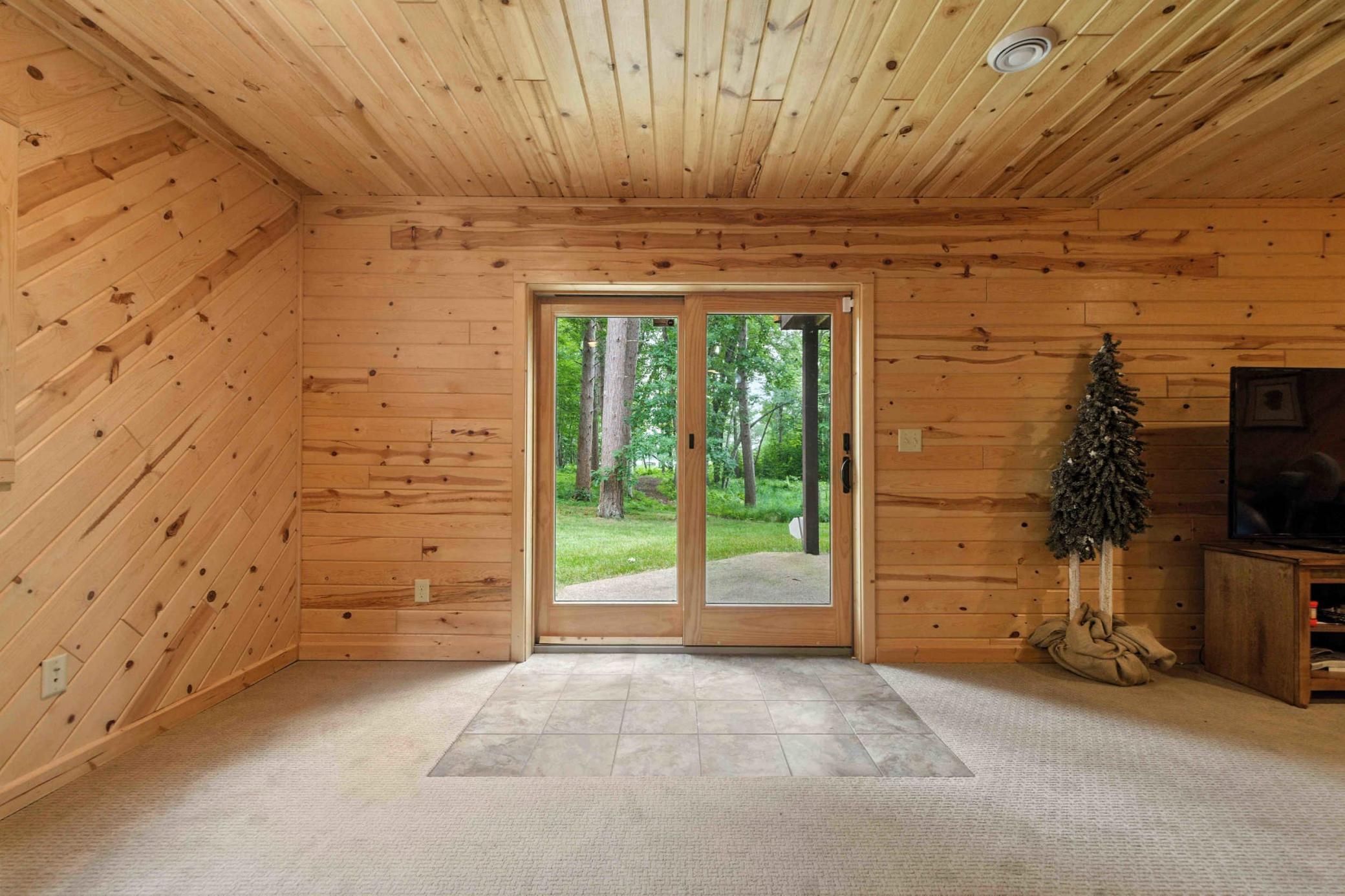 37739 Pickerel Trail Property Photo 26