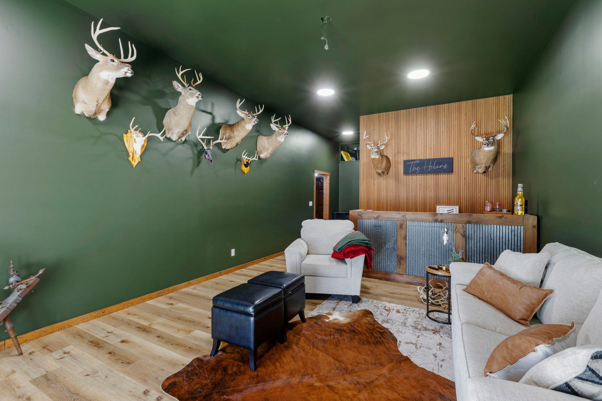 894 State Road 46 Property Photo 13