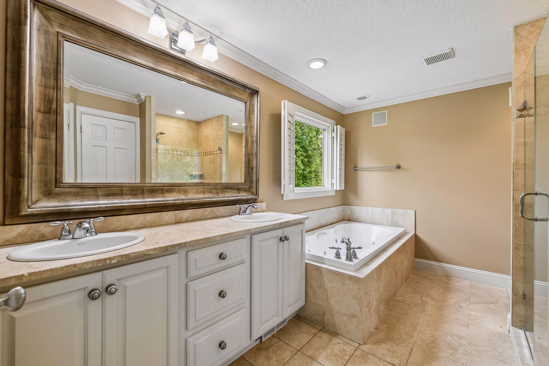 2775 White Oak Circle Property Photo 40