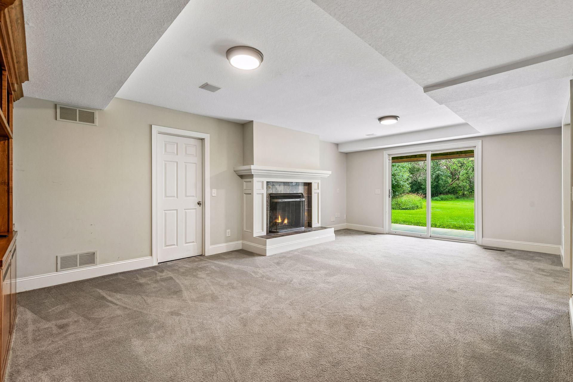 2775 White Oak Circle Property Photo 48