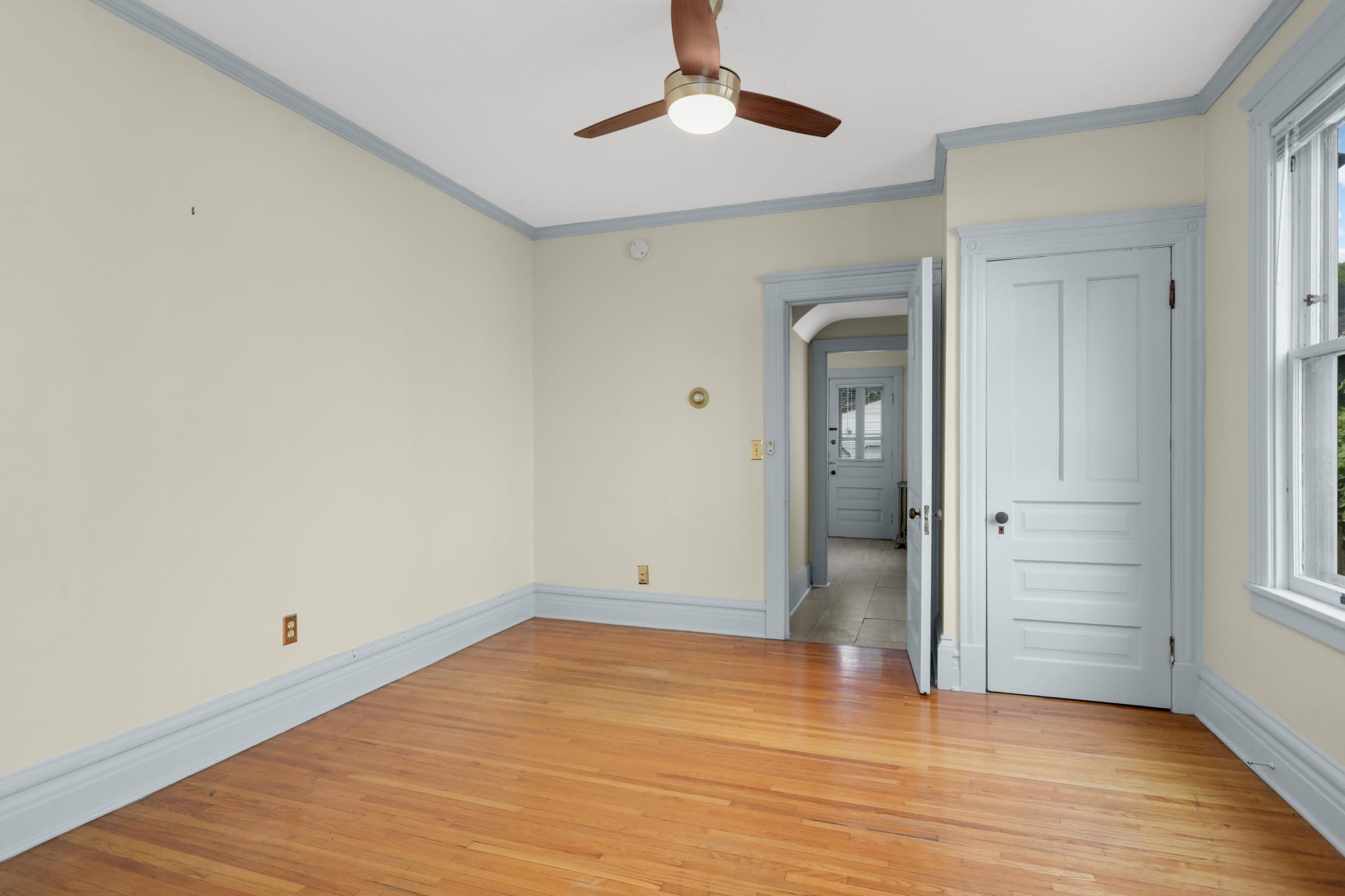 330 4th Street Ne Property Photo 19