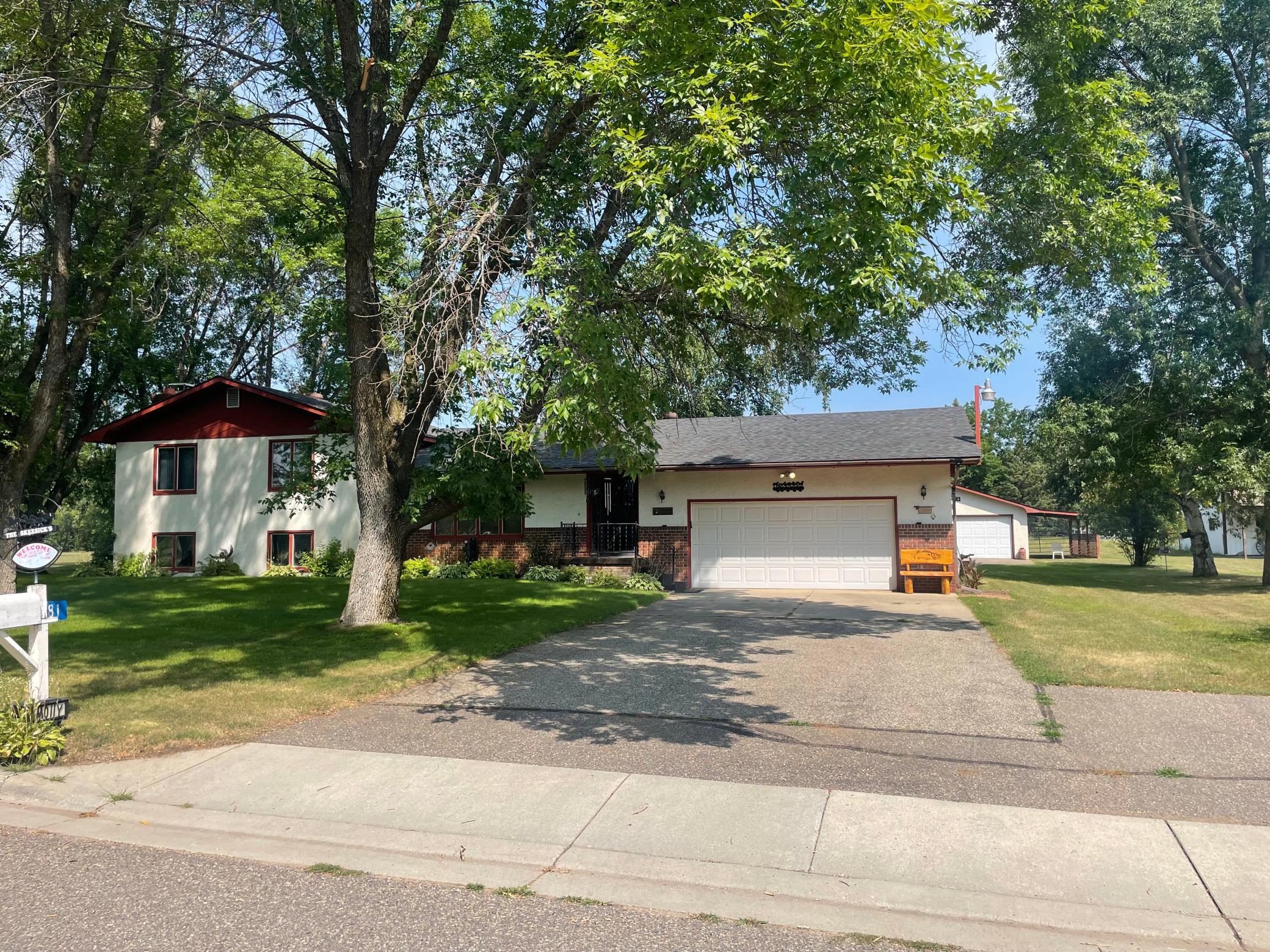 381 Morrison Street E Property Photo 1
