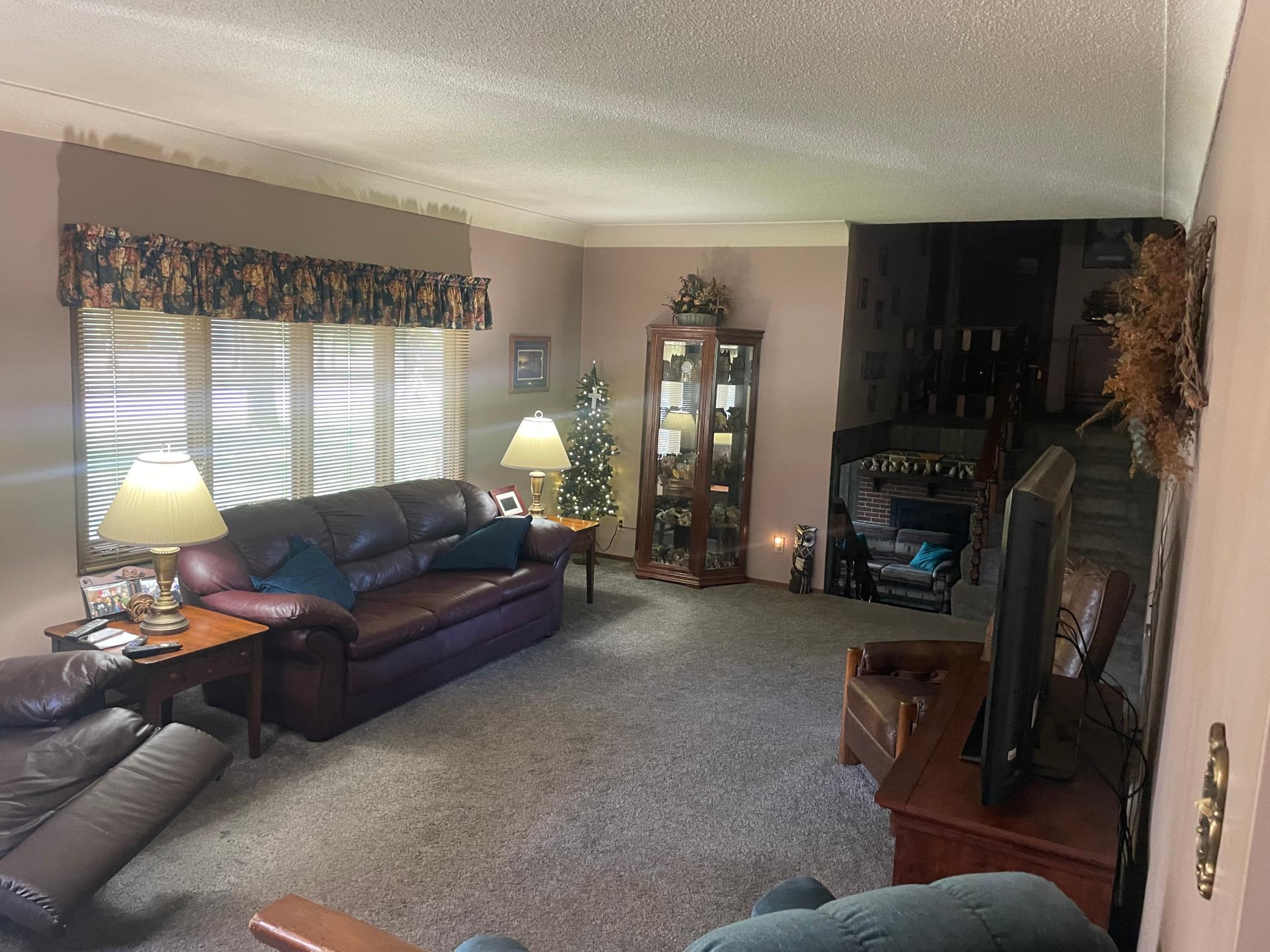 381 Morrison Street E Property Photo 8