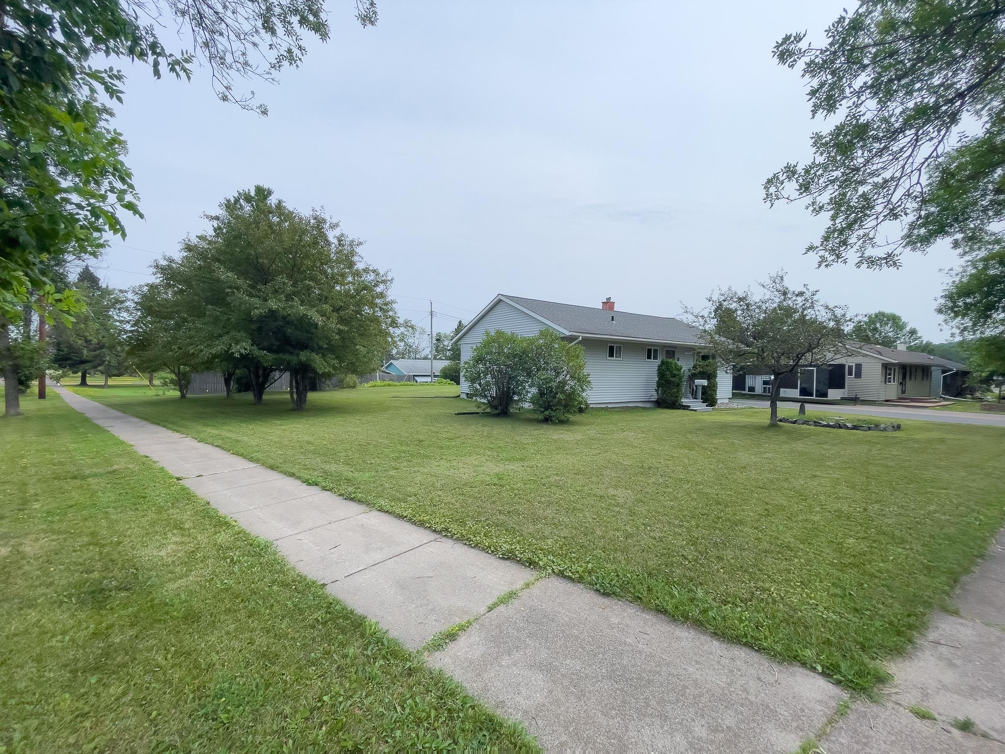 11 Ives Road Property Photo 4