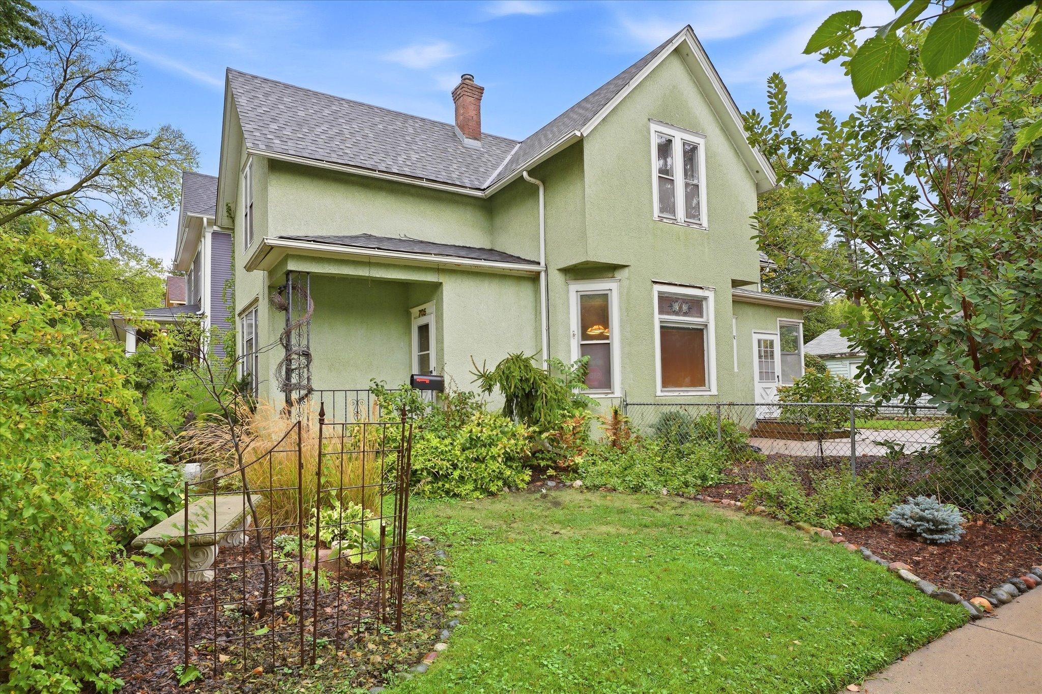 705 Jefferson Avenue Property Photo 2