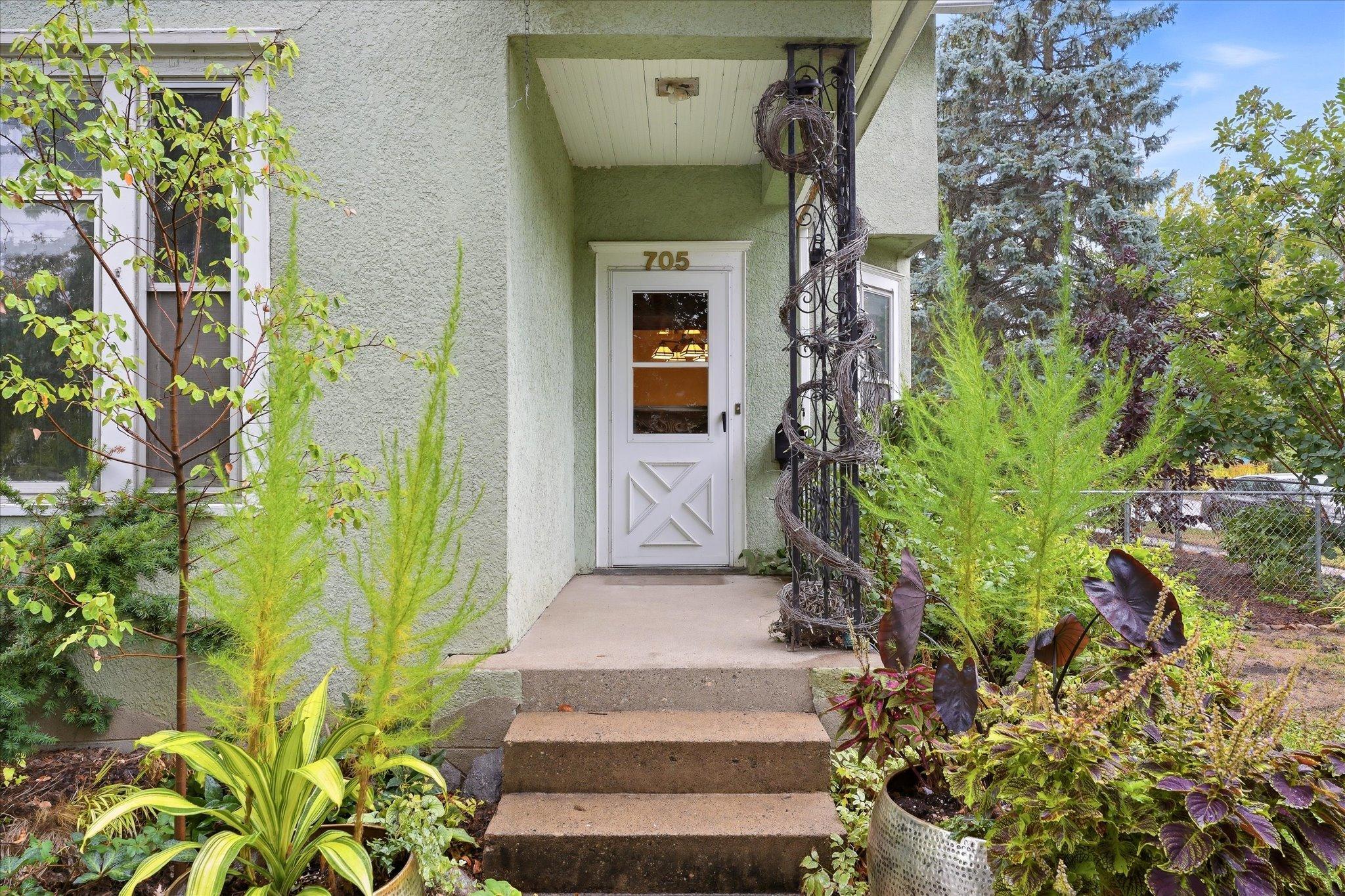 705 Jefferson Avenue Property Photo 3