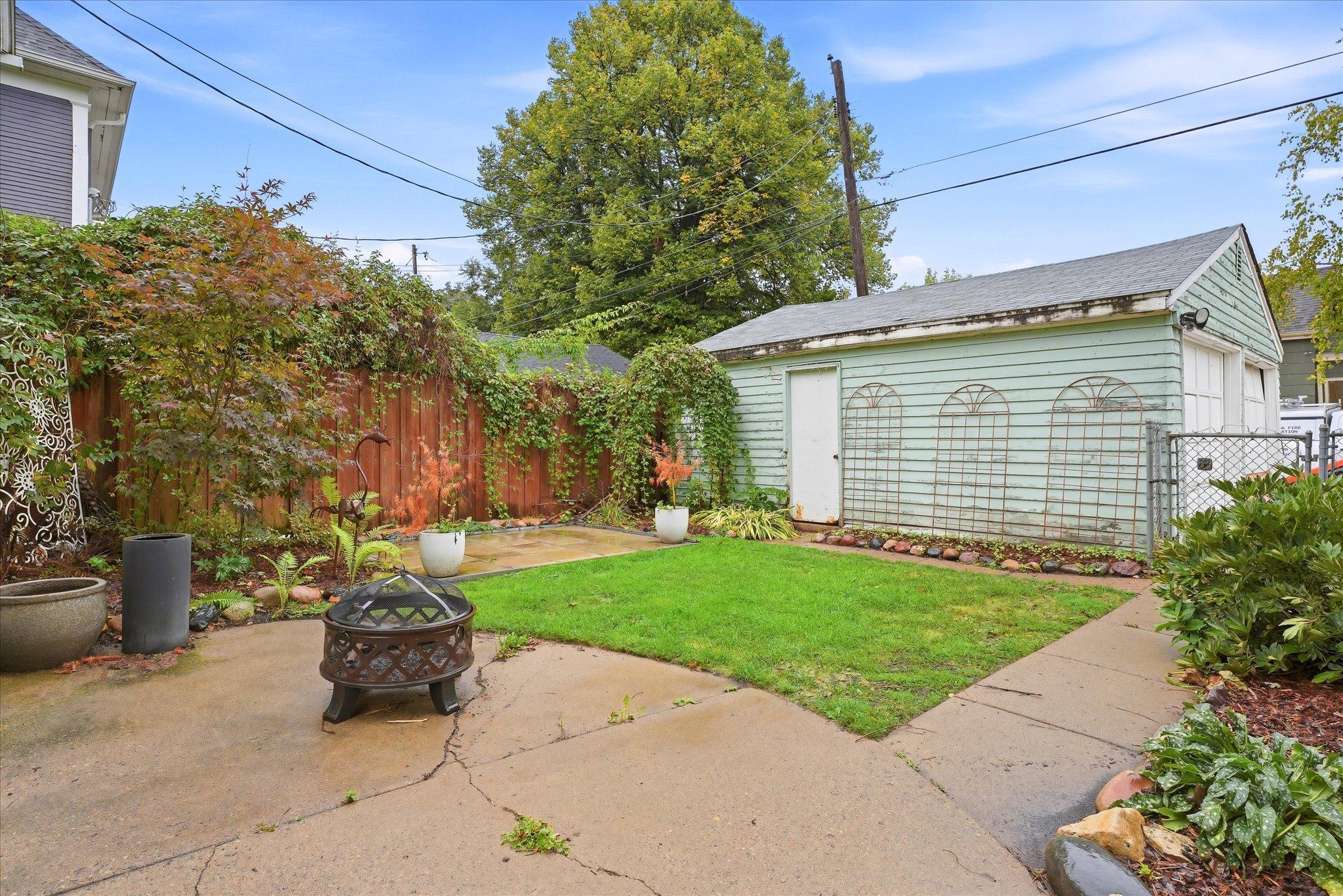 705 Jefferson Avenue Property Photo 6