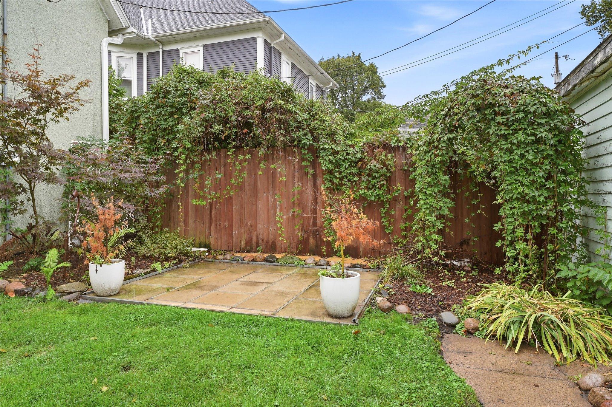 705 Jefferson Avenue Property Photo 7