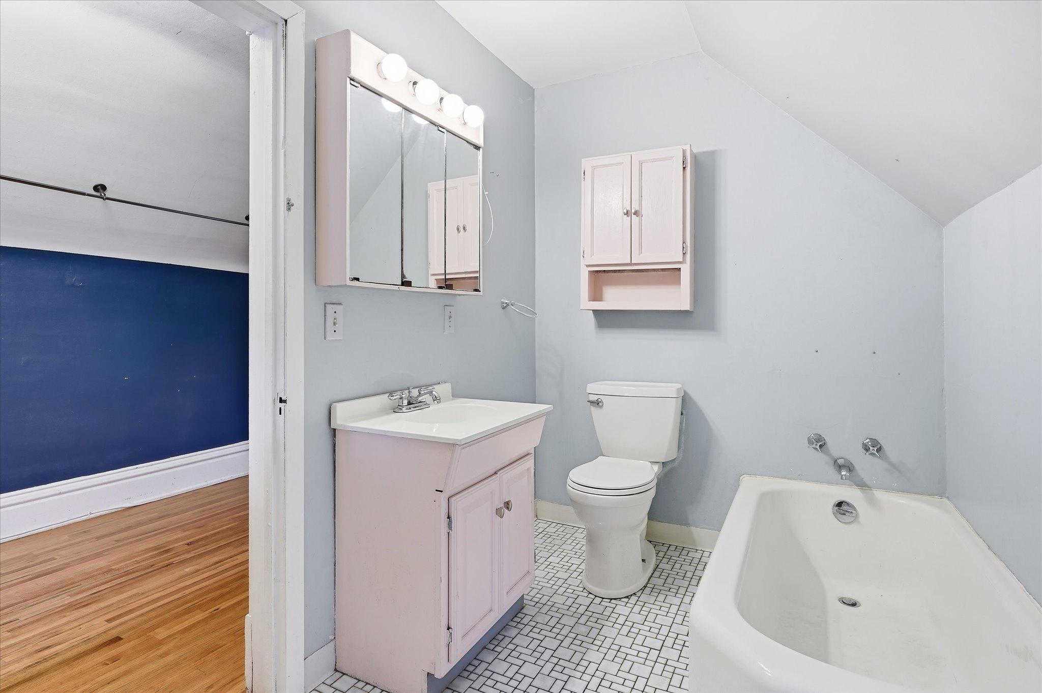 705 Jefferson Avenue Property Photo 37