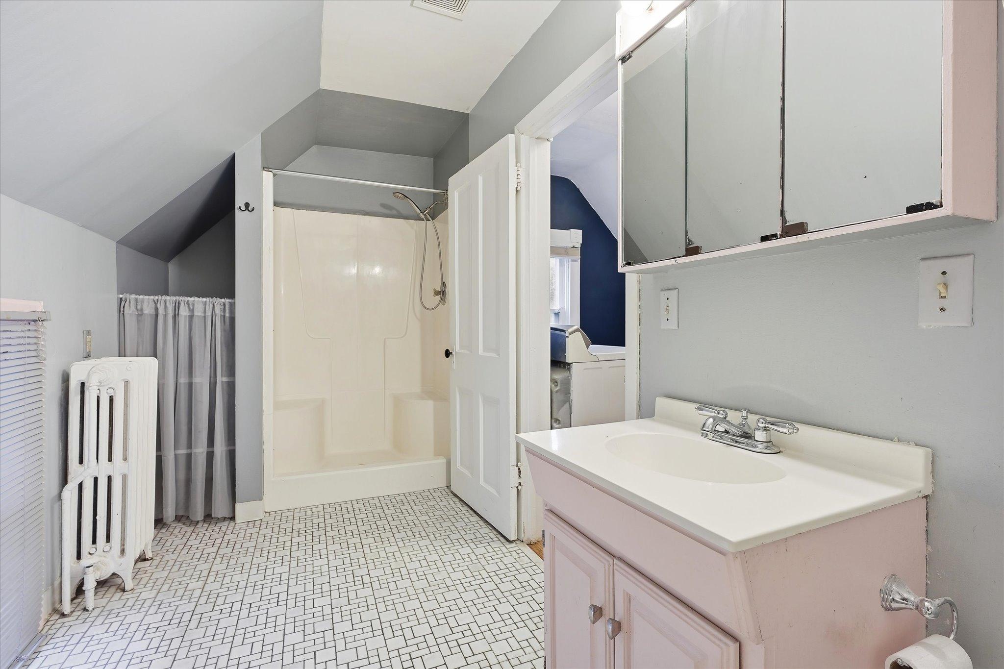 705 Jefferson Avenue Property Photo 38
