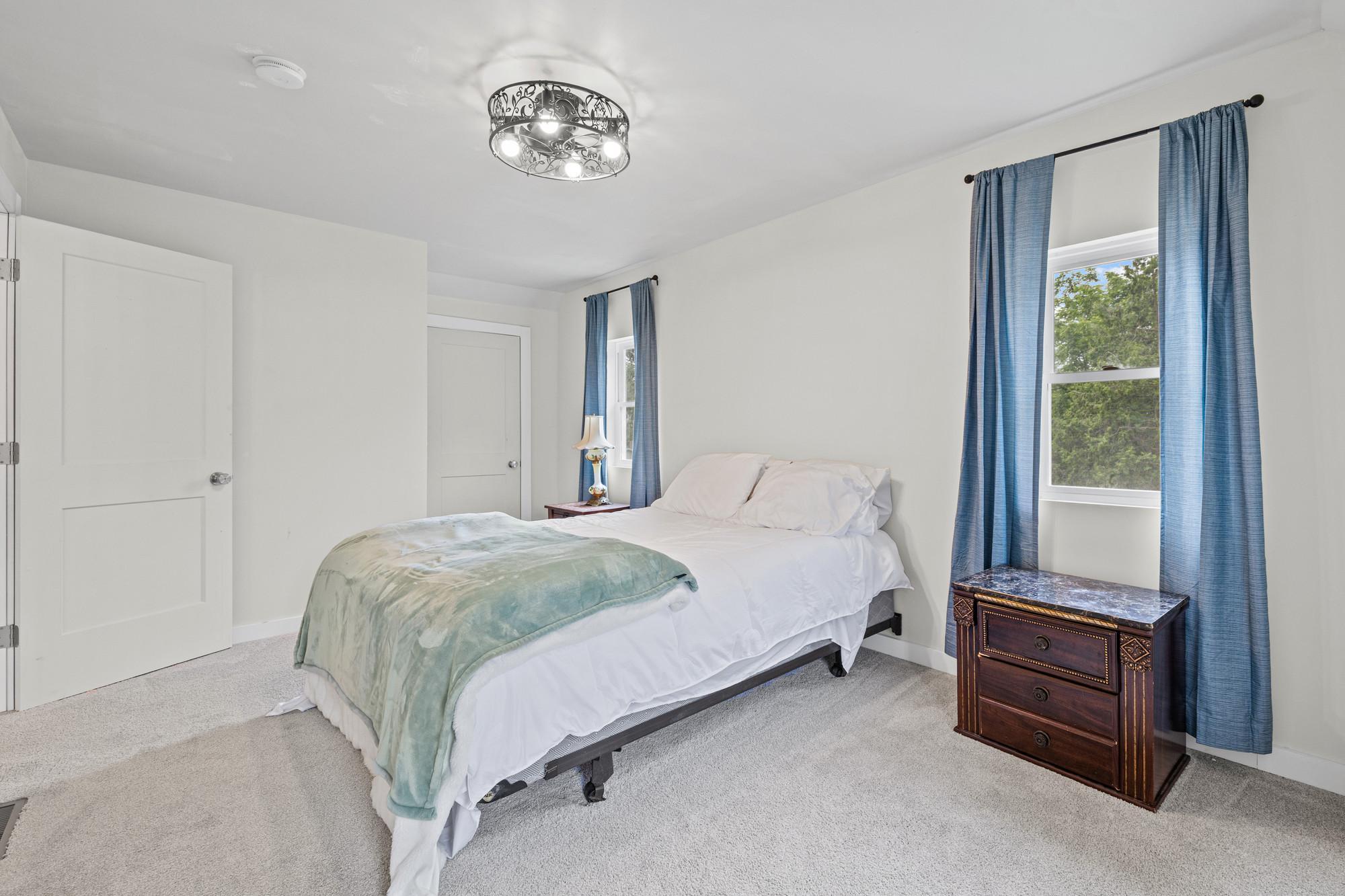 871 5th Street N Property Photo 11