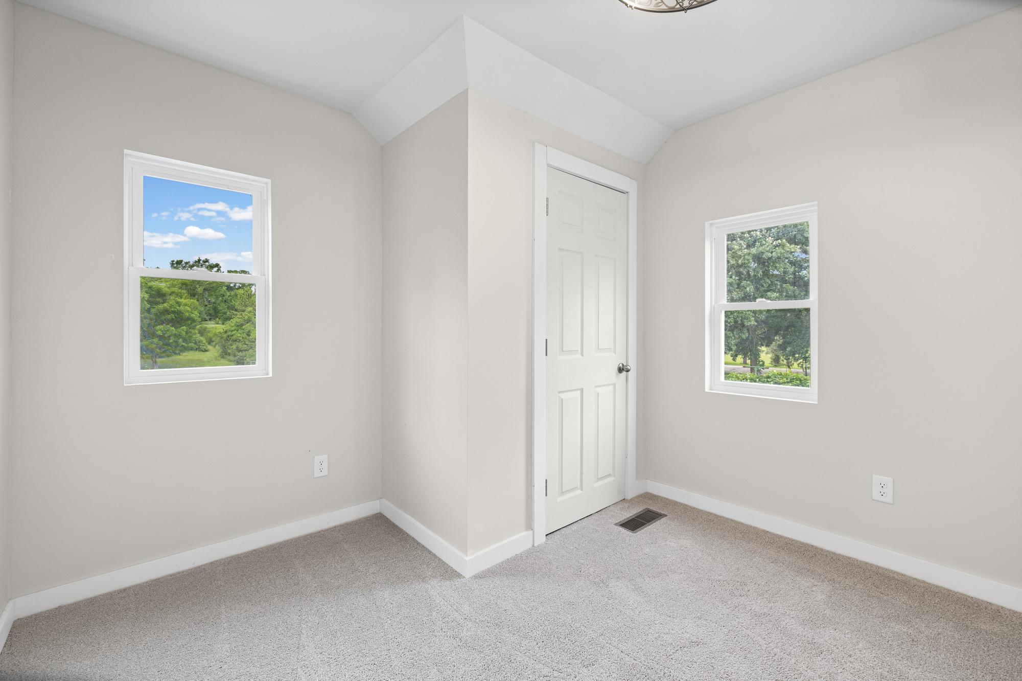 871 5th Street N Property Photo 18
