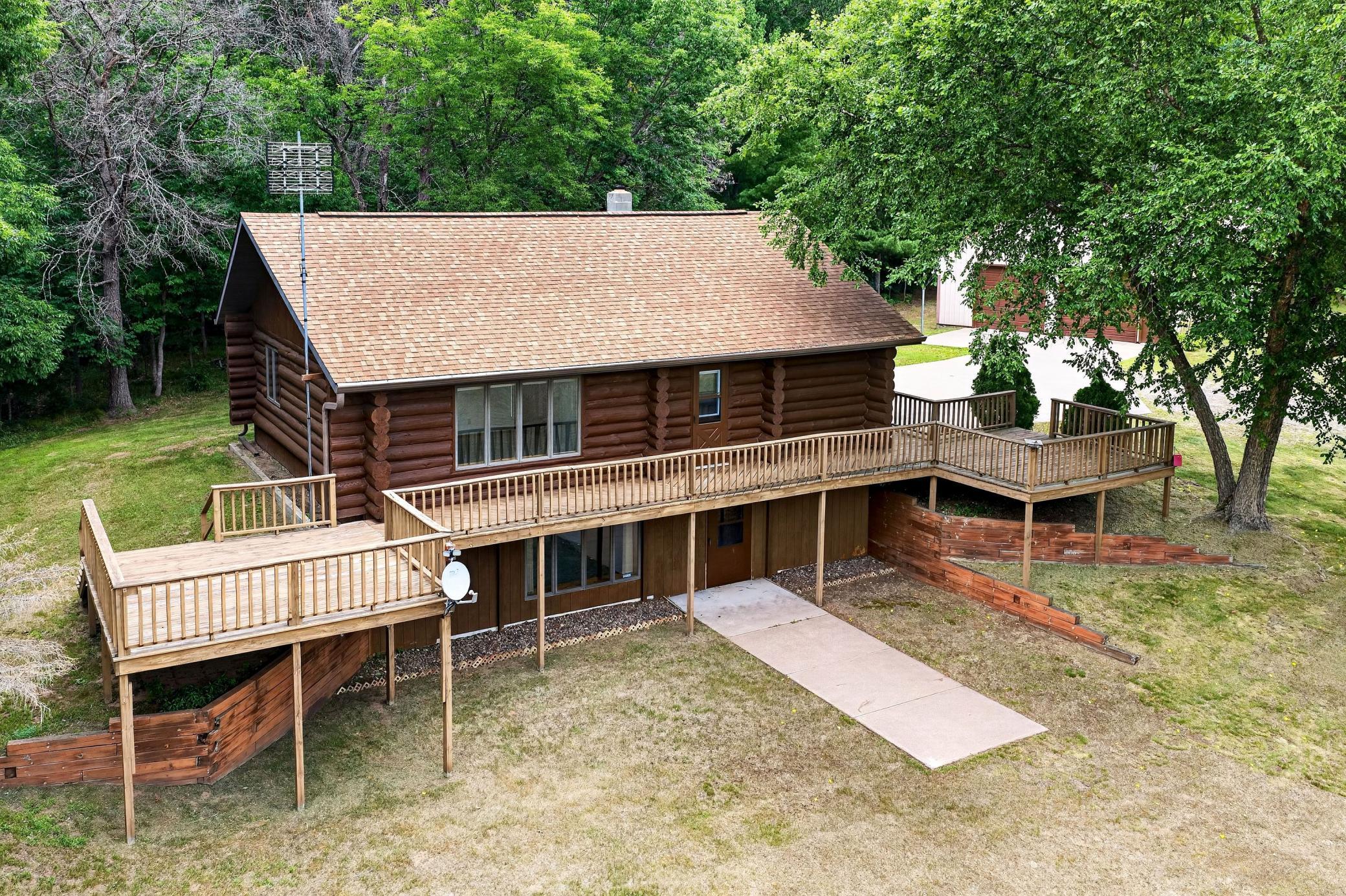 15204 State Road 70 Property Photo 1