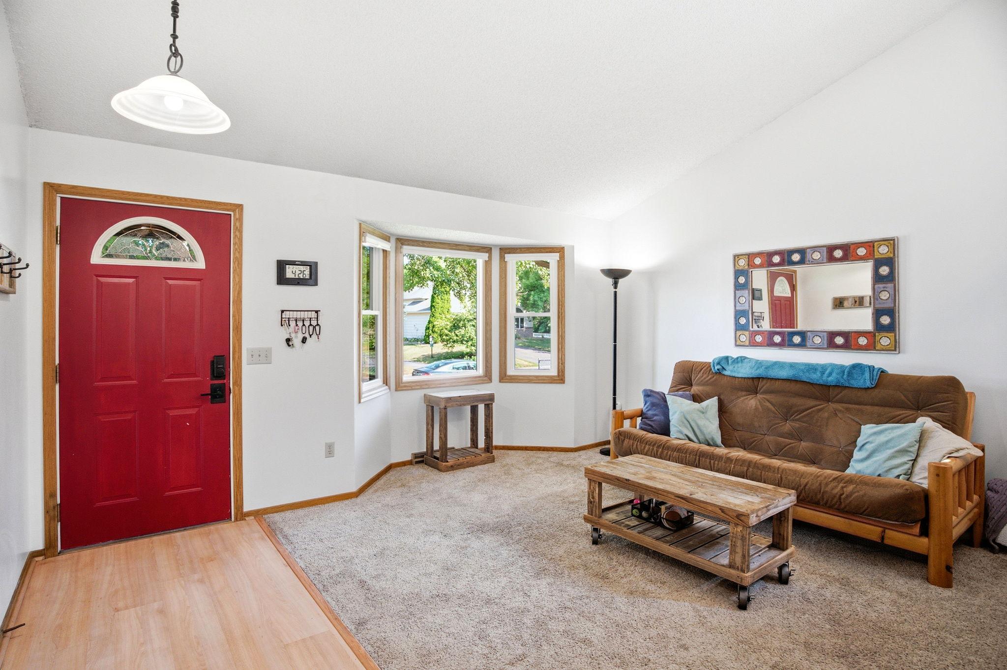 12801 Belle Aire Drive Property Photo 4