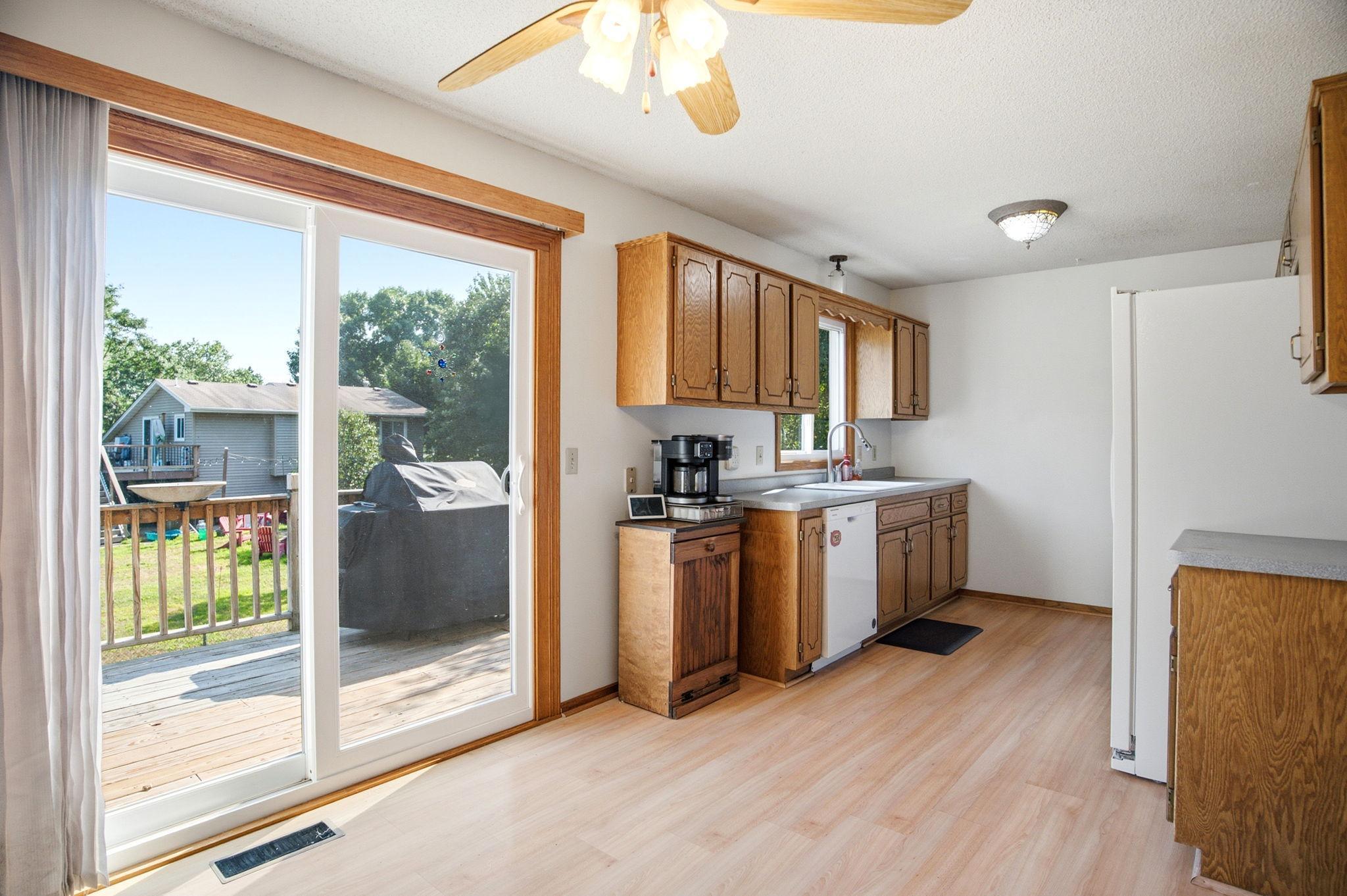 12801 Belle Aire Drive Property Photo 7