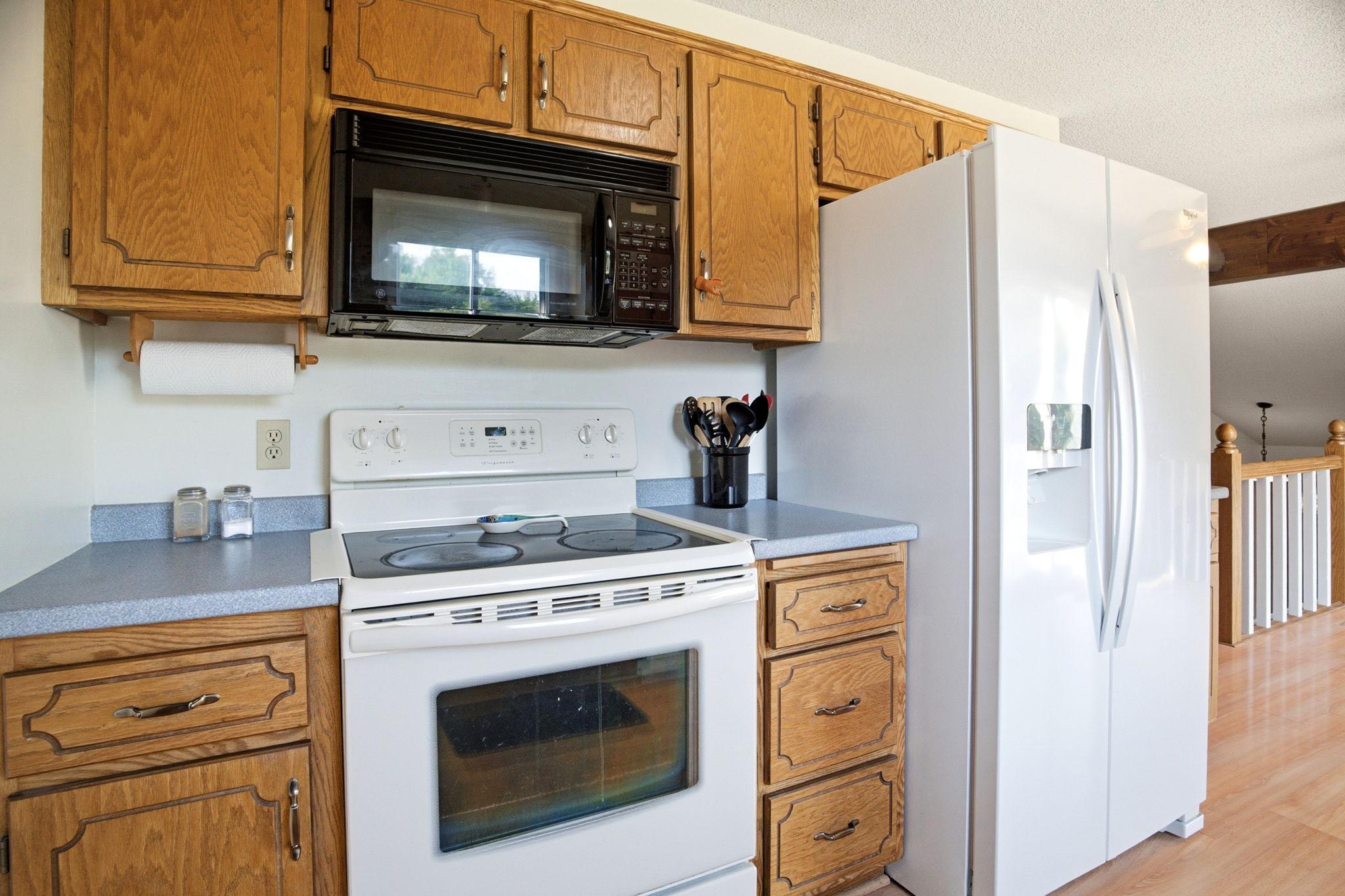 12801 Belle Aire Drive Property Photo 9