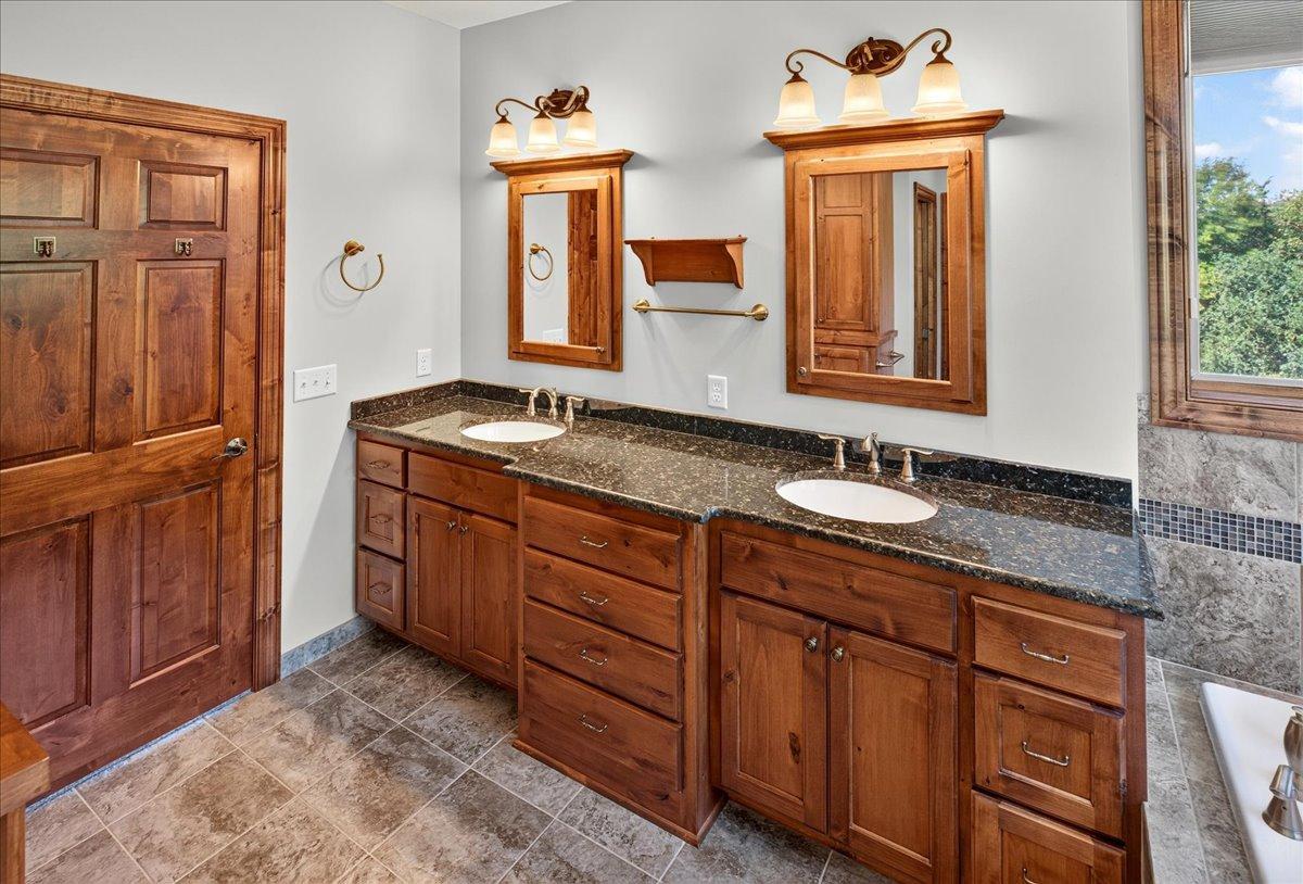 1681 Bishop Avenue Nw Property Photo 22