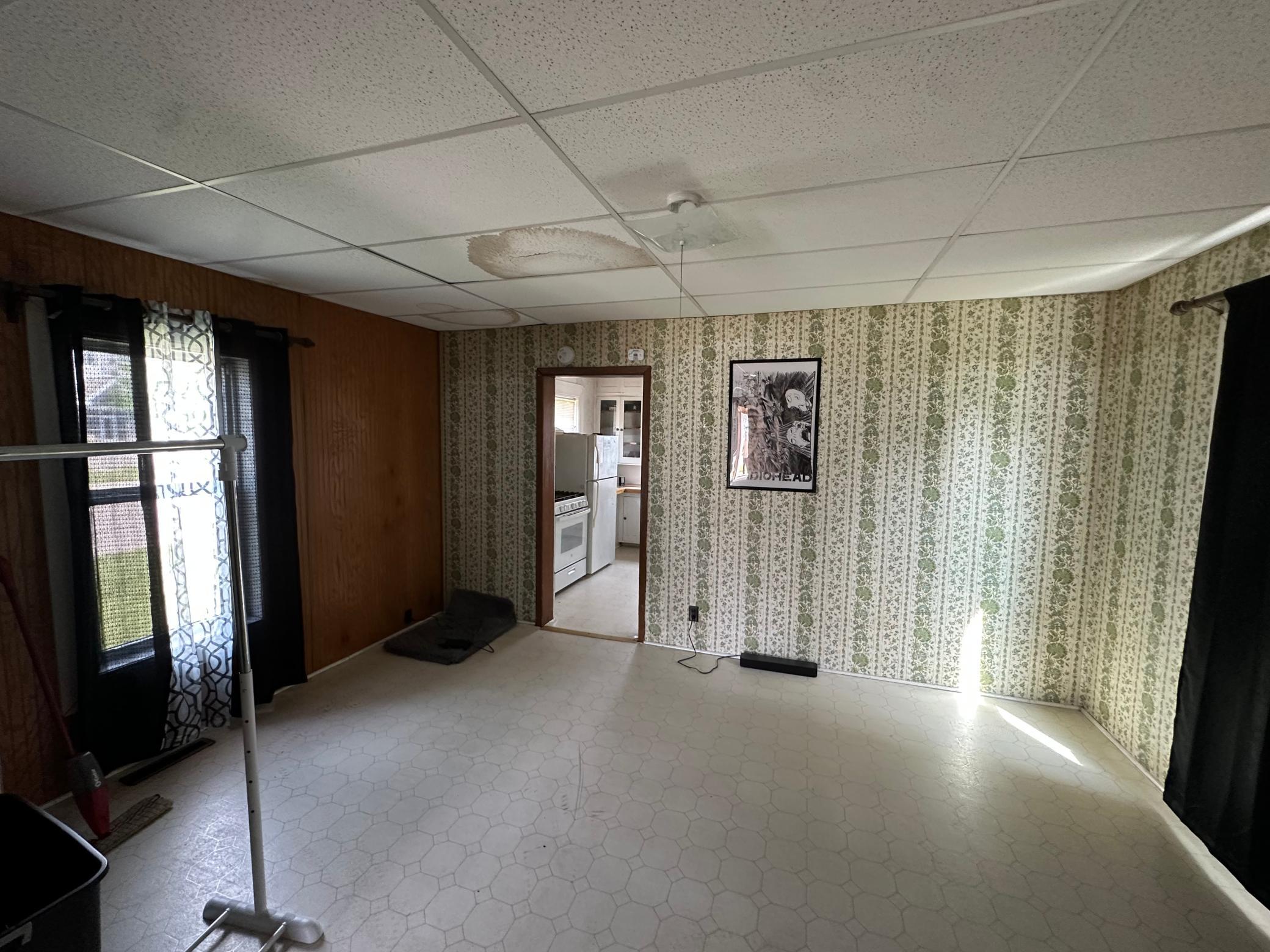 824 Labree Avenue N Property Photo 5