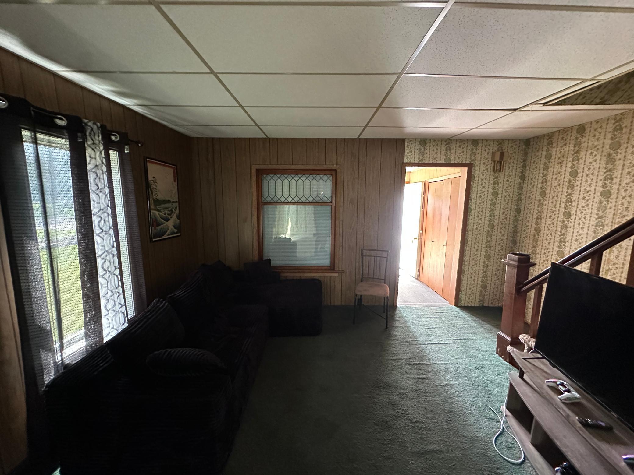 824 Labree Avenue N Property Photo 6
