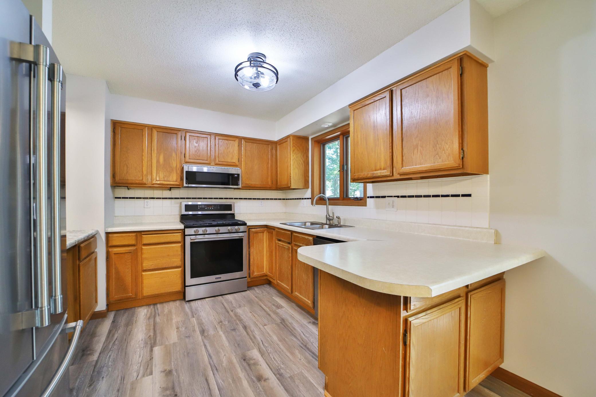 6205 Donald Street Property Photo 4