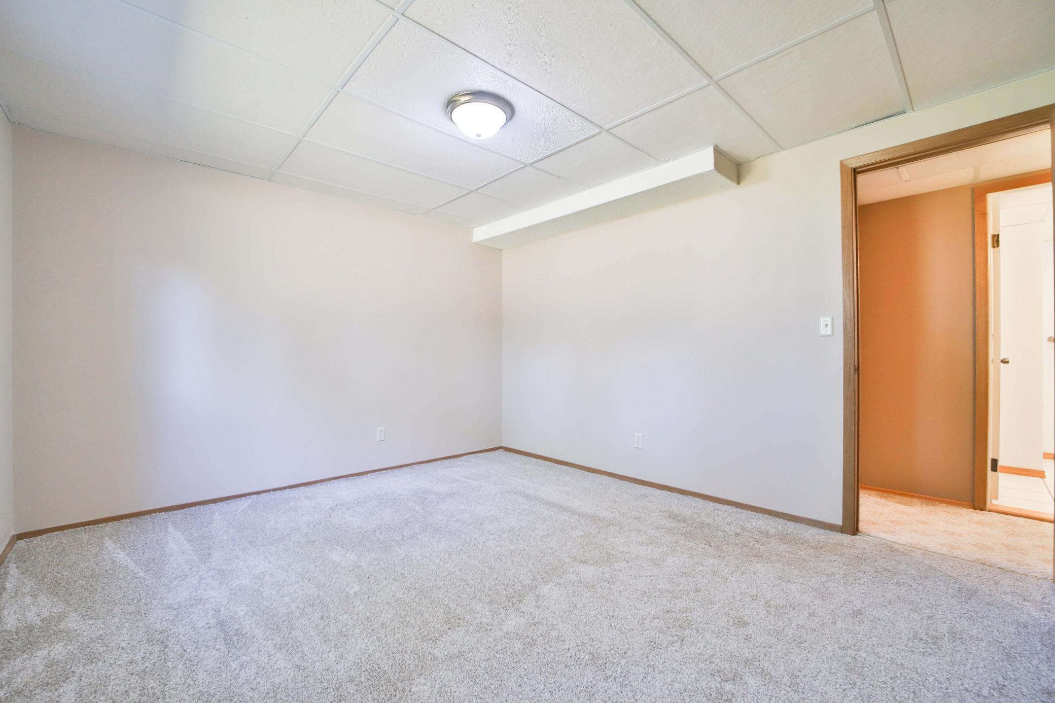6205 Donald Street Property Photo 29