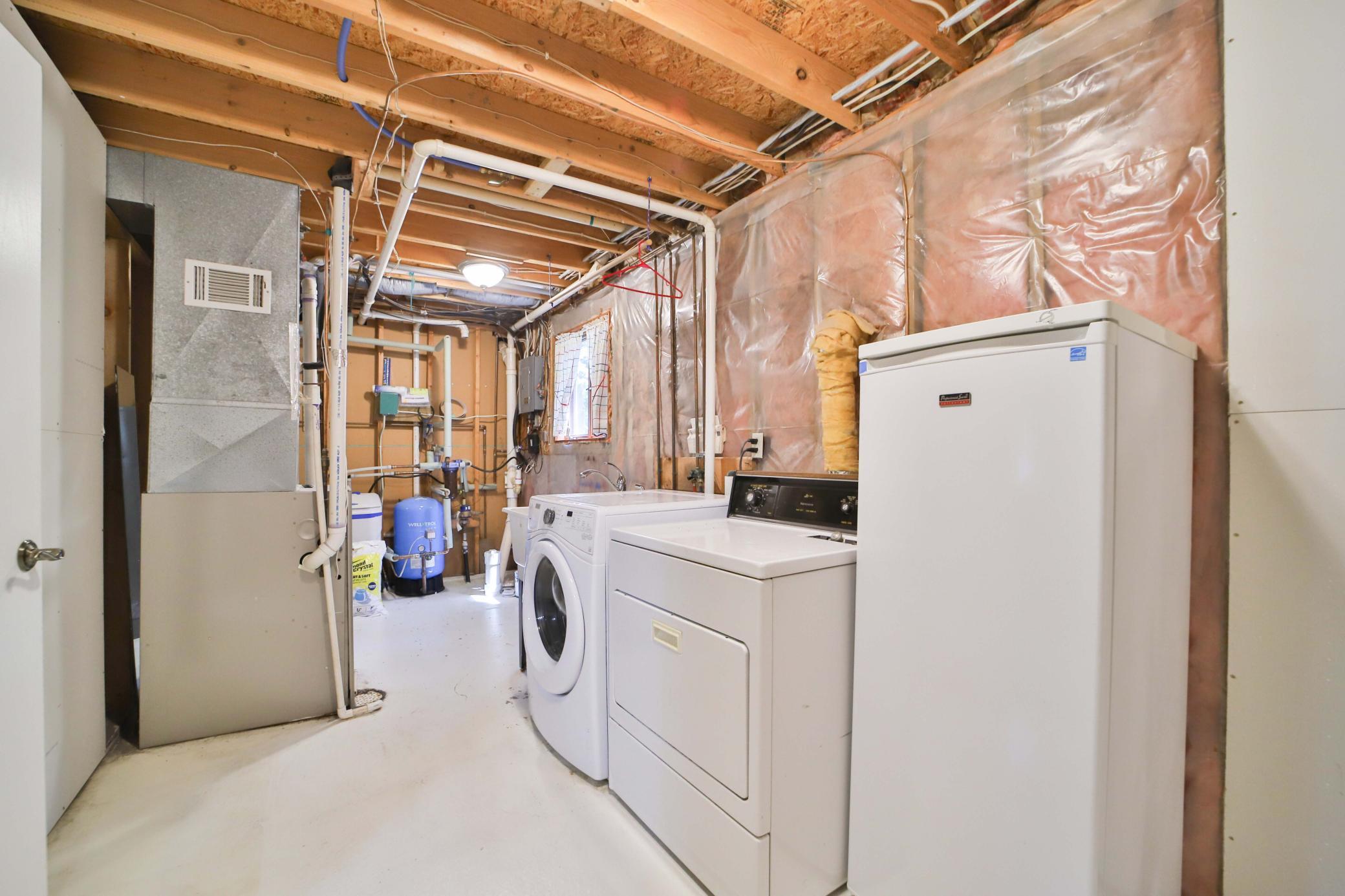 6205 Donald Street Property Photo 37