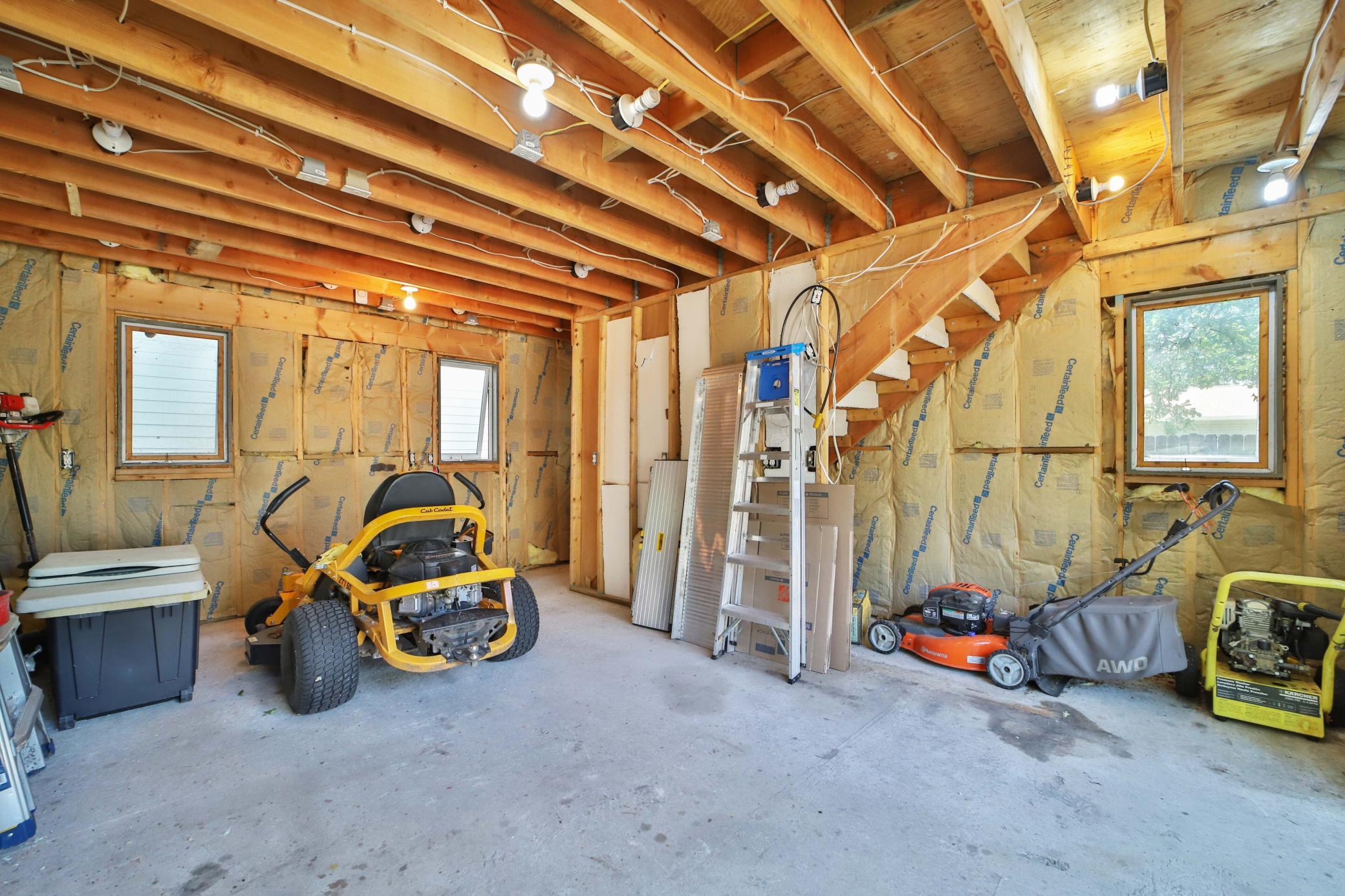6205 Donald Street Property Photo 51