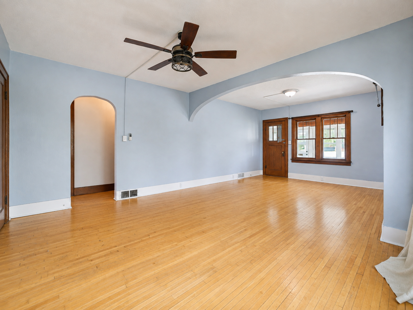 403 5th Street Ne Property Photo 8