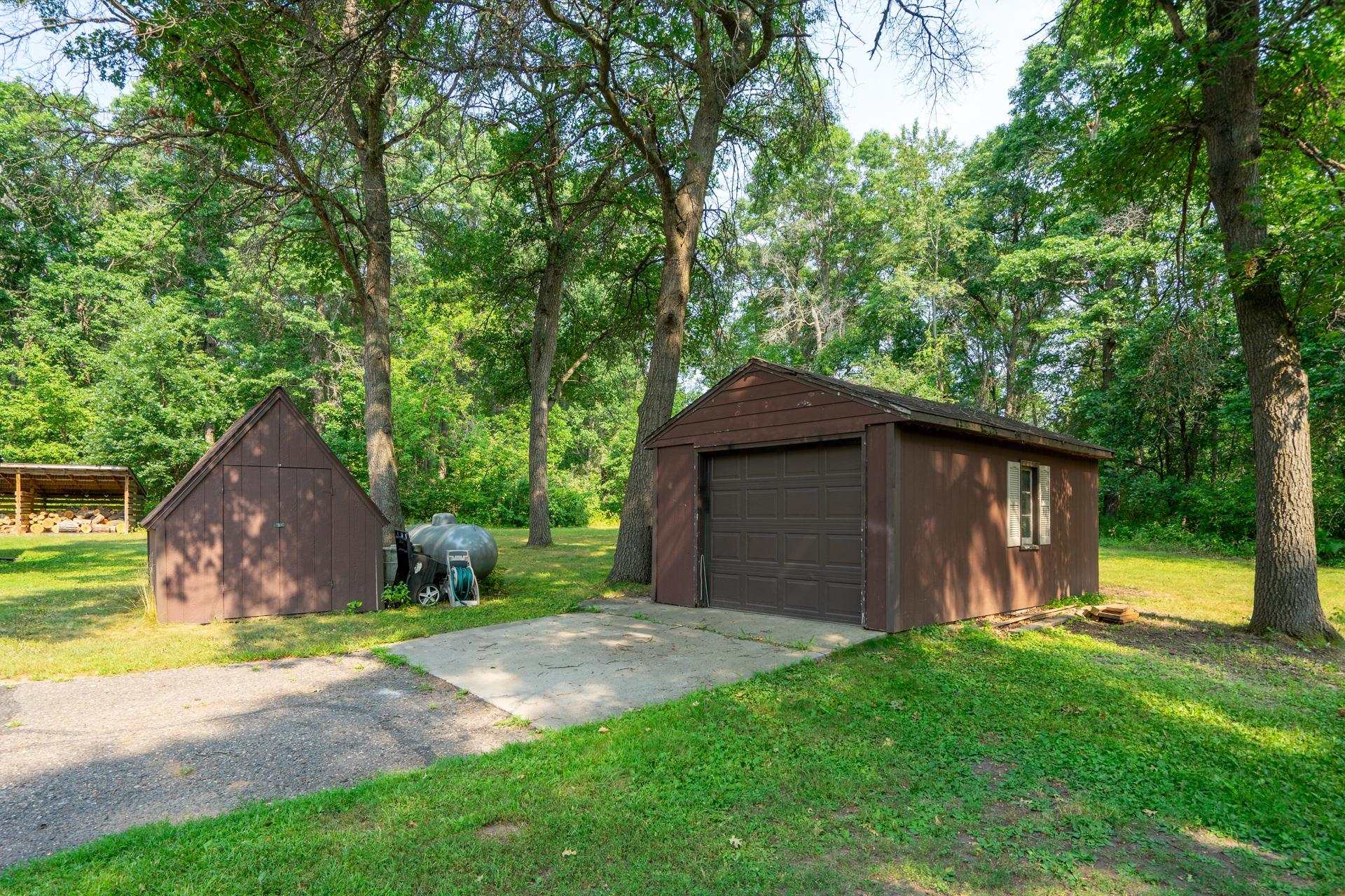 9581 Arielle Drive Property Photo 12