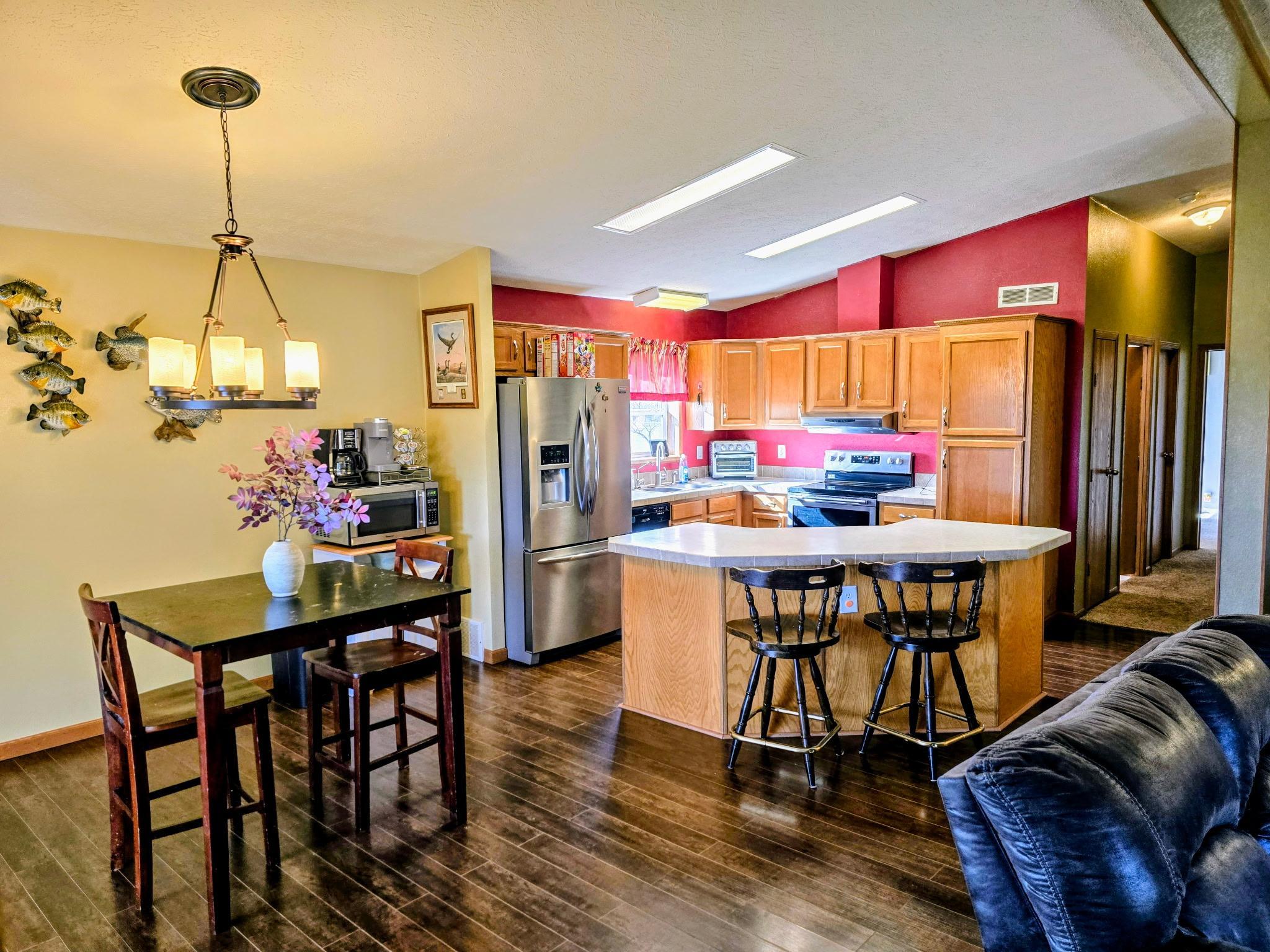 2257 Long Lake Road Property Photo 8