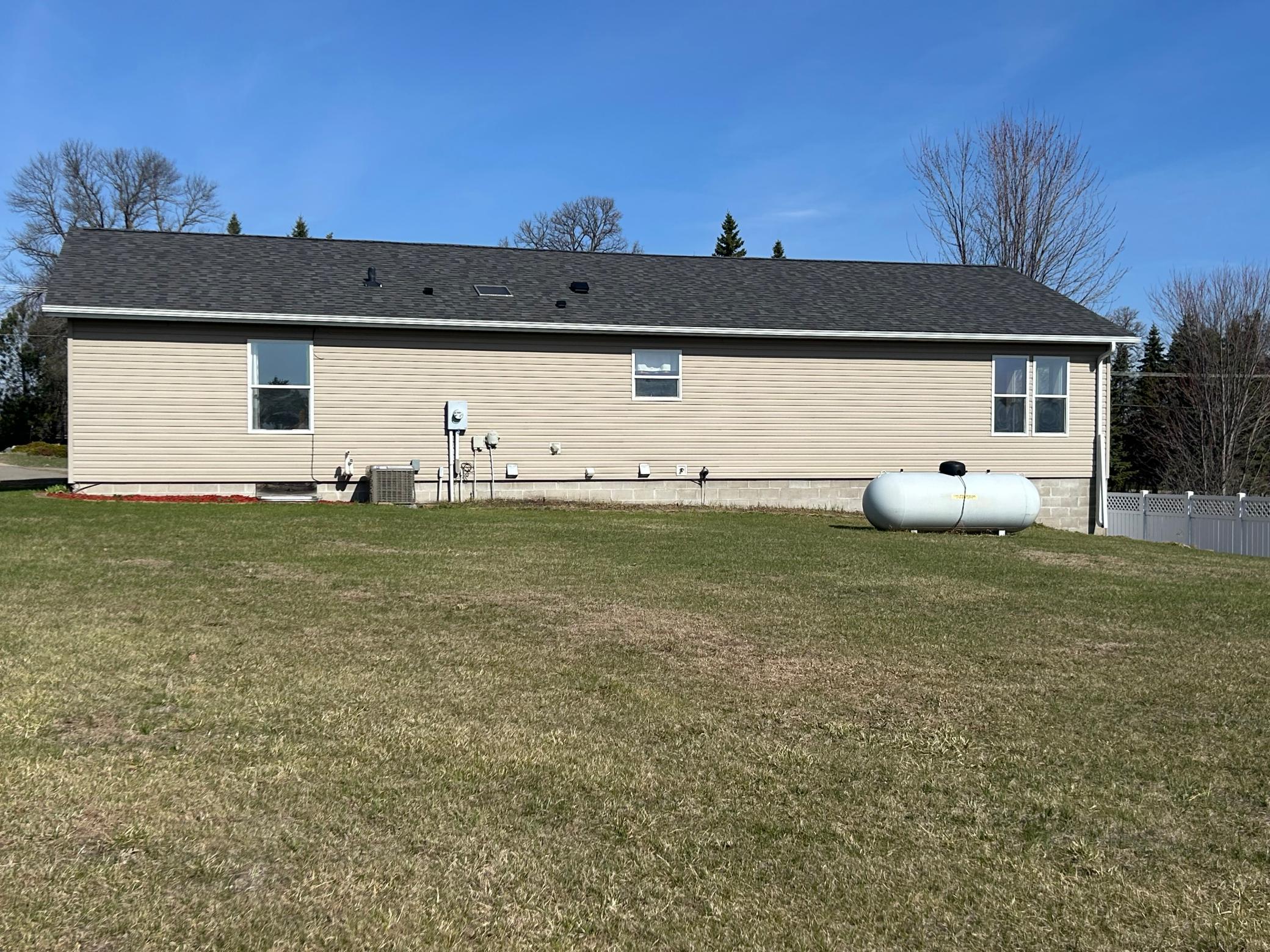 2257 Long Lake Road Property Photo 47